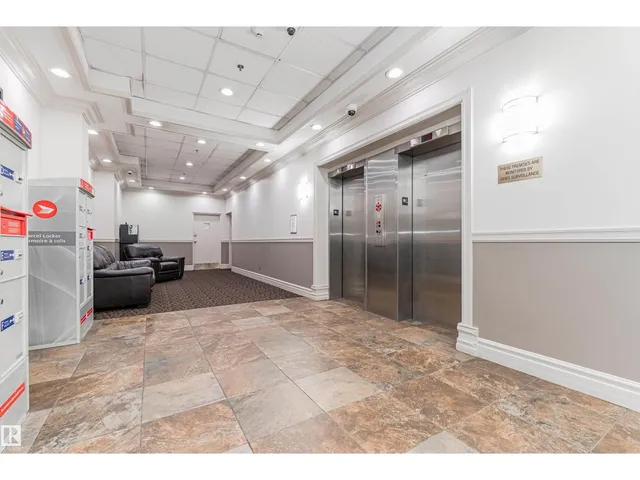 10160 - 815 114 ST NW, Edmonton 3