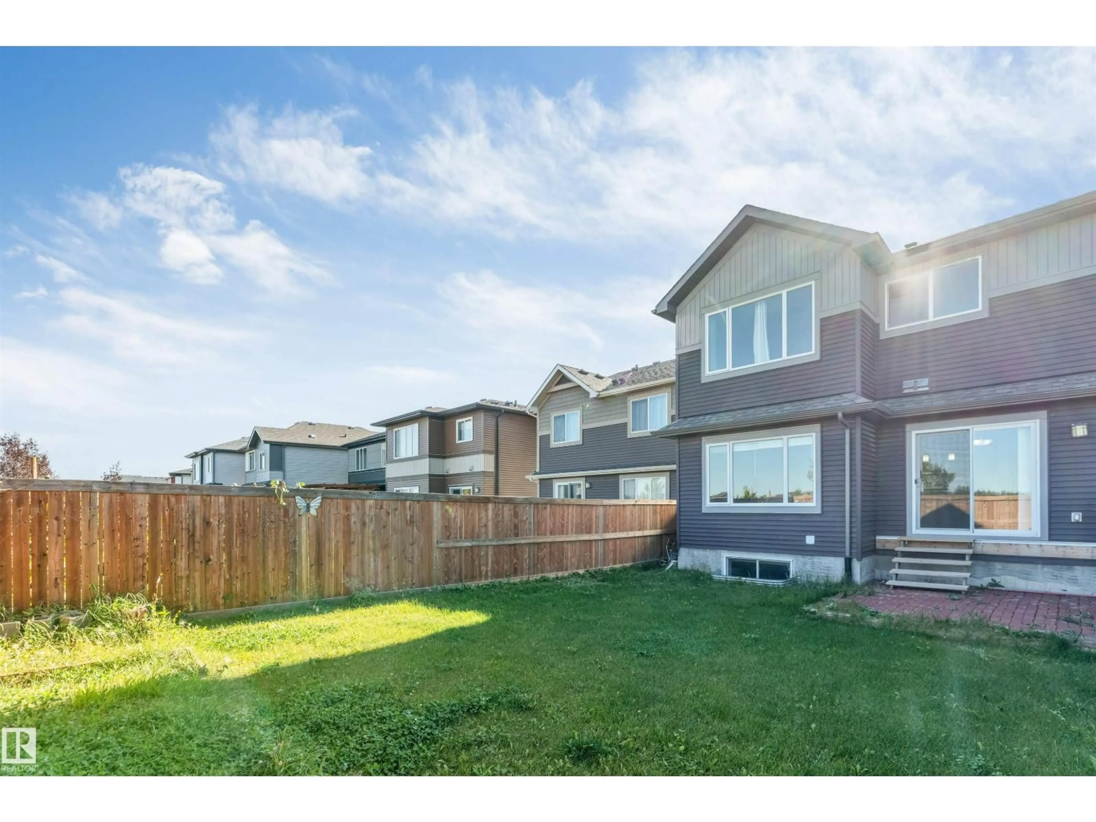 A pic from outside/outdoor area/front of a property/back of a property/a pic from drone, unknown for SW - 2743 COLLINS CR, Edmonton Alberta T6W3X4