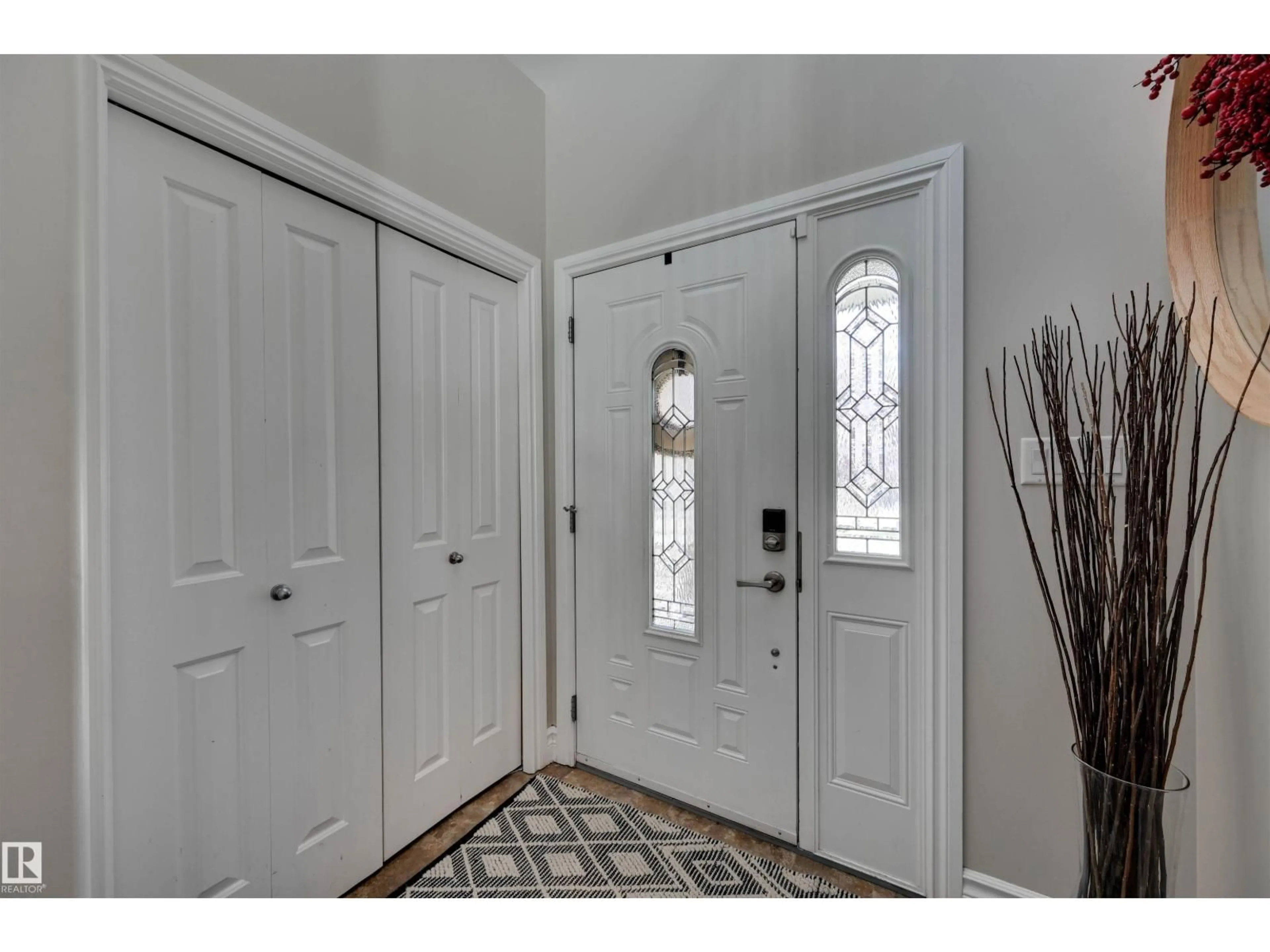 Indoor entryway for 2203 WARRY LO SW, Edmonton Alberta T6W0N8