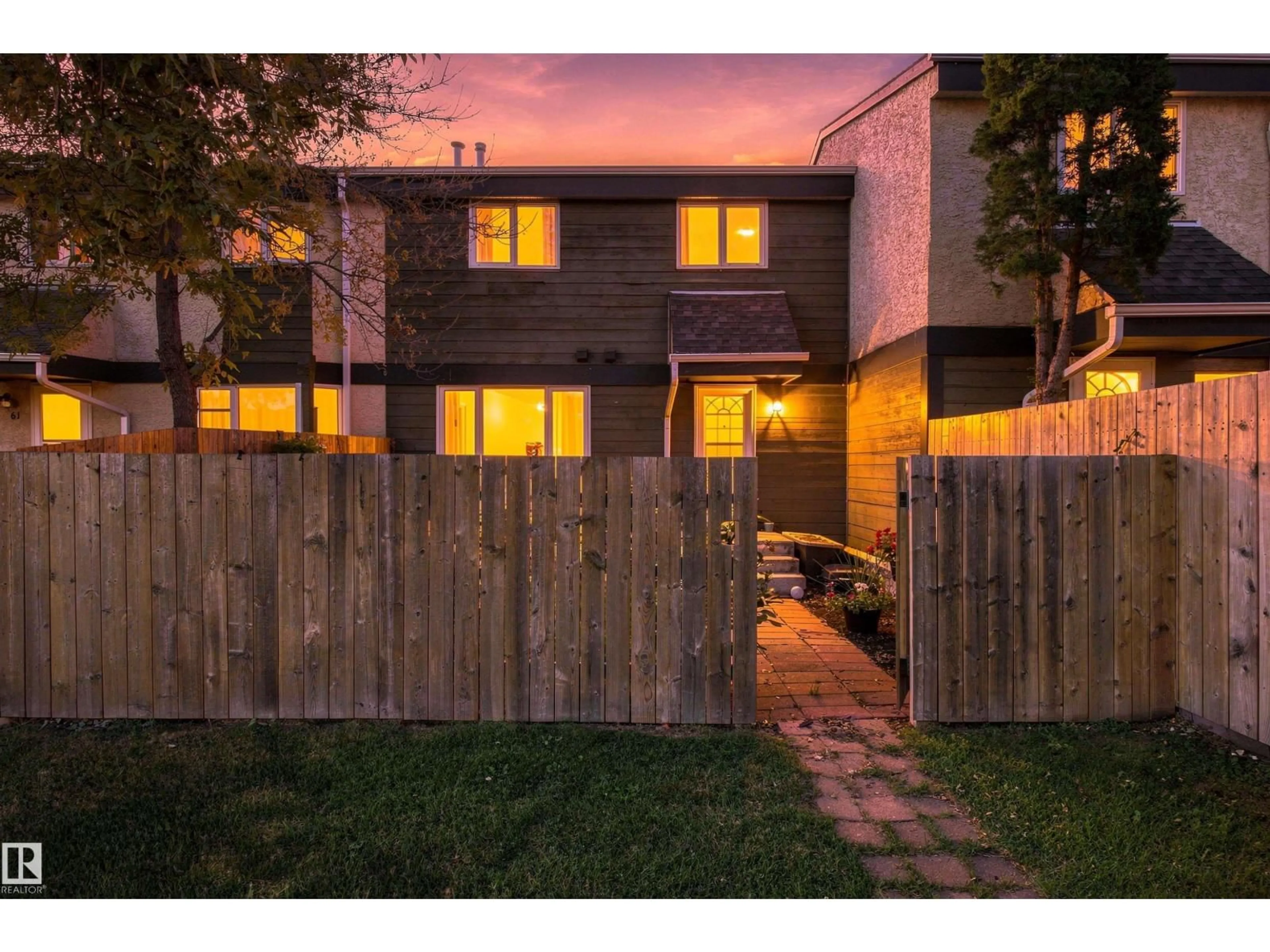 Unknown for 52 BELMEAD GARDENS GD, Edmonton Alberta T5T1J1