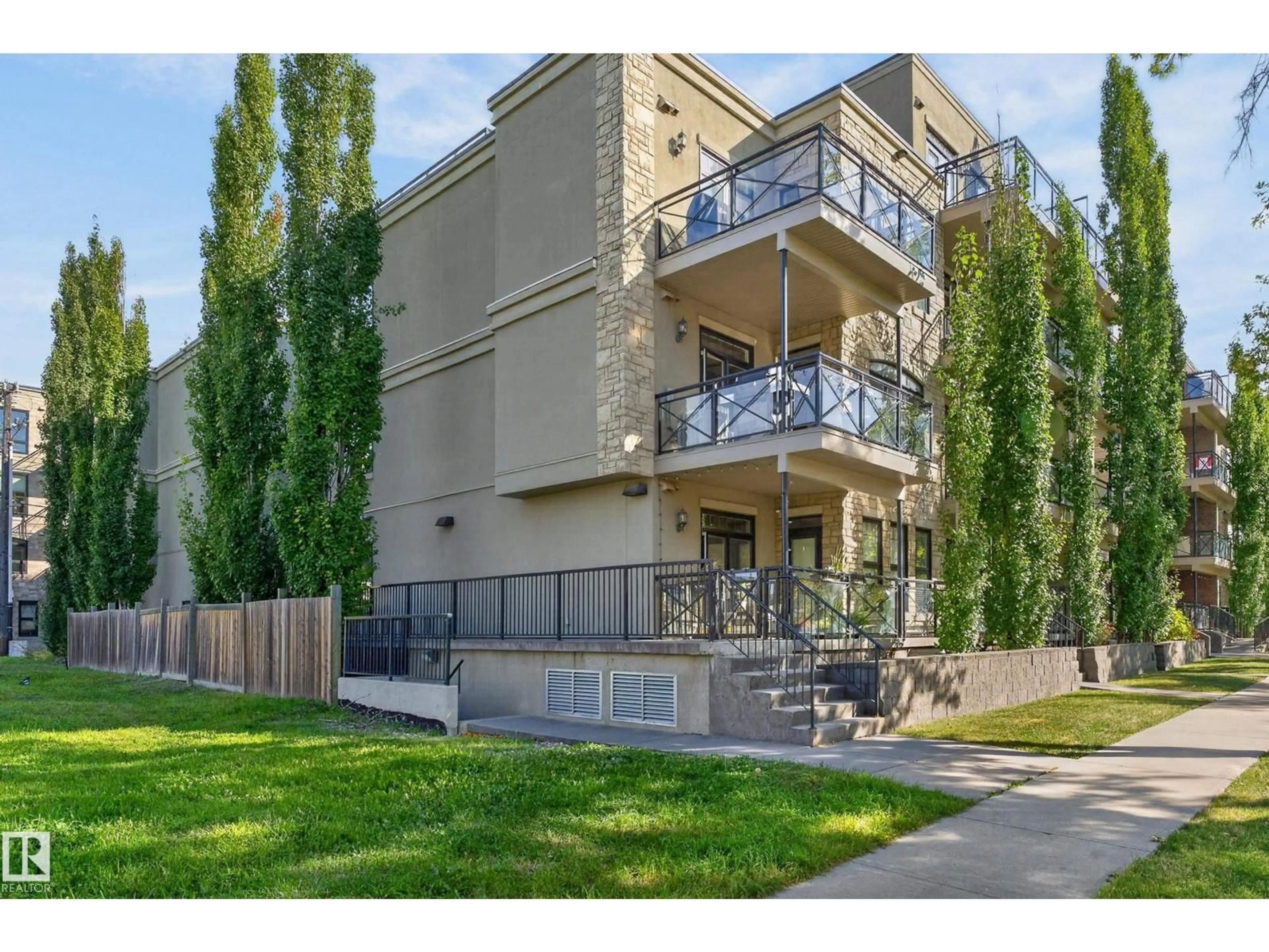 Patio, unknown for 202 - 10808 71 AV, Edmonton Alberta T6E0X7