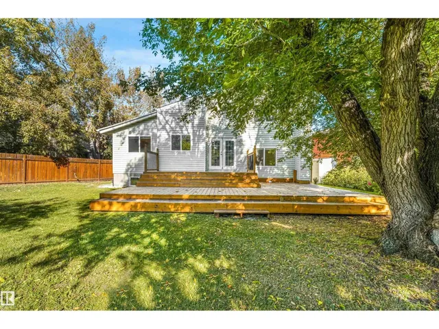 18623 70 AV, Edmonton 3