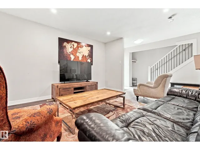 NW - 7711-7717 75 ST, Edmonton 5