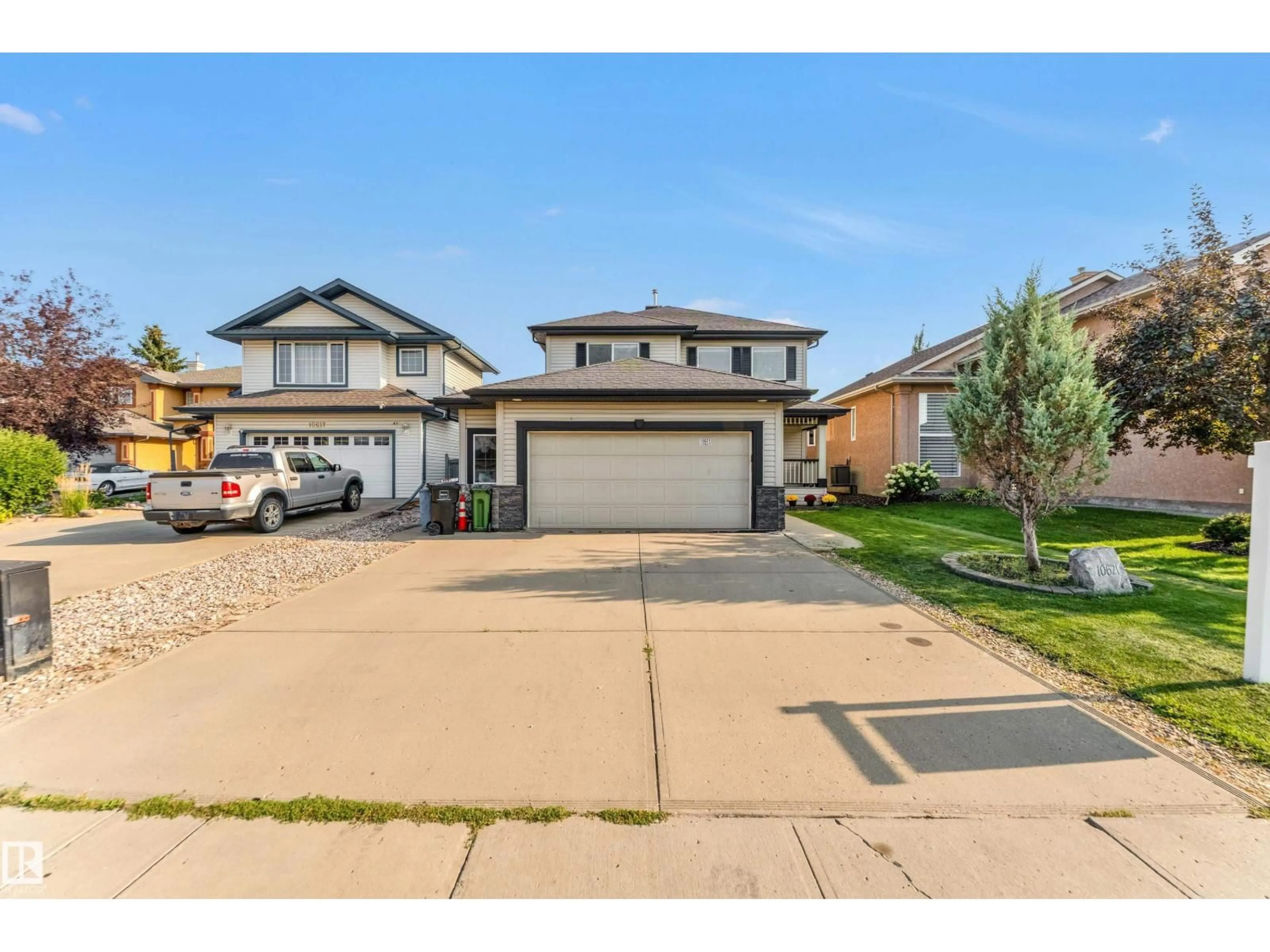 Unknown for 10621 175A AV, Edmonton Alberta T5X6C1