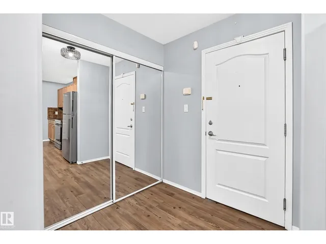 127 HOOKE RD NW, Edmonton 5