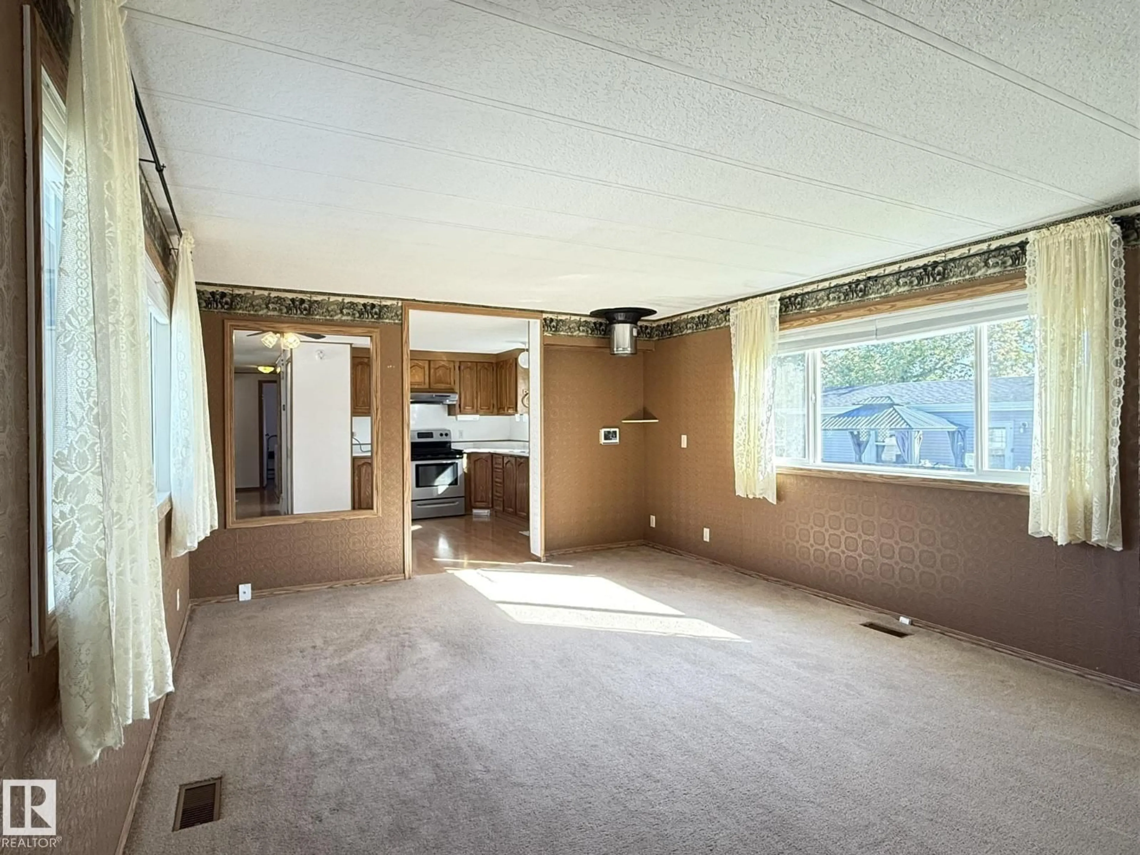 A pic of a room for 134 WILLOW DR, Breton Alberta T0C0P0