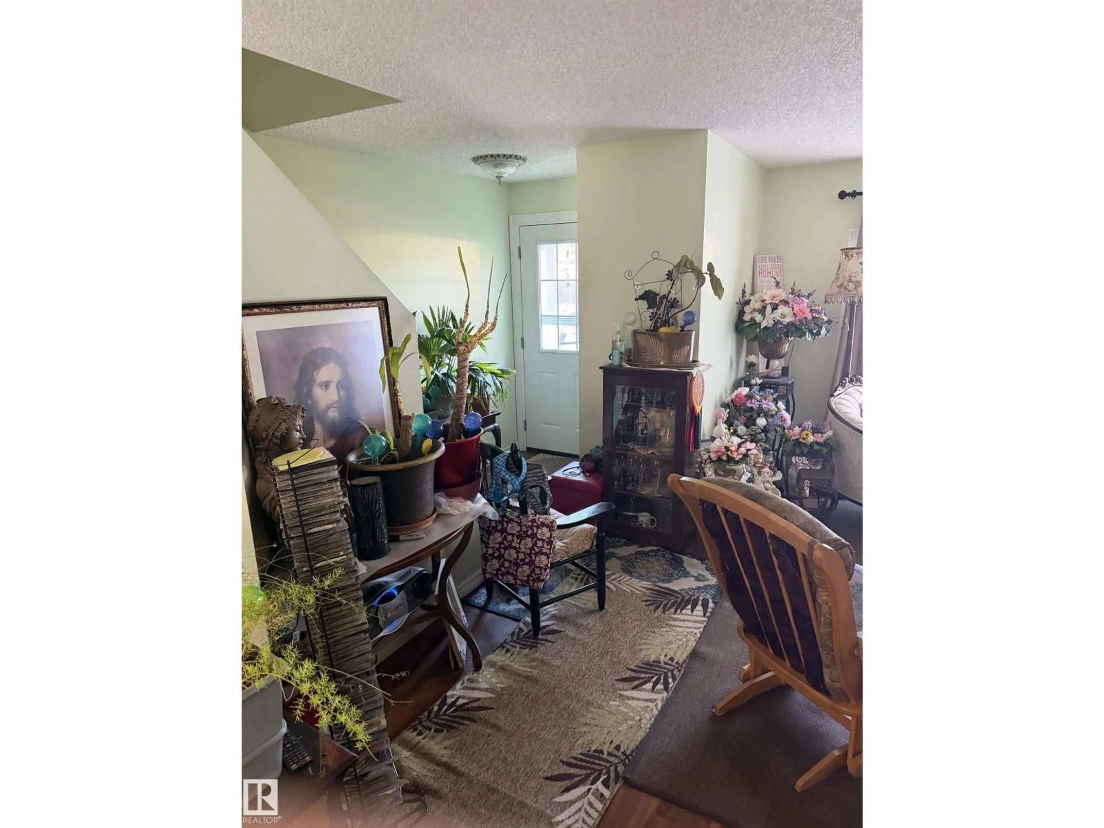 A pic of a room for 2008 53 ST, Edmonton Alberta T6L5G4