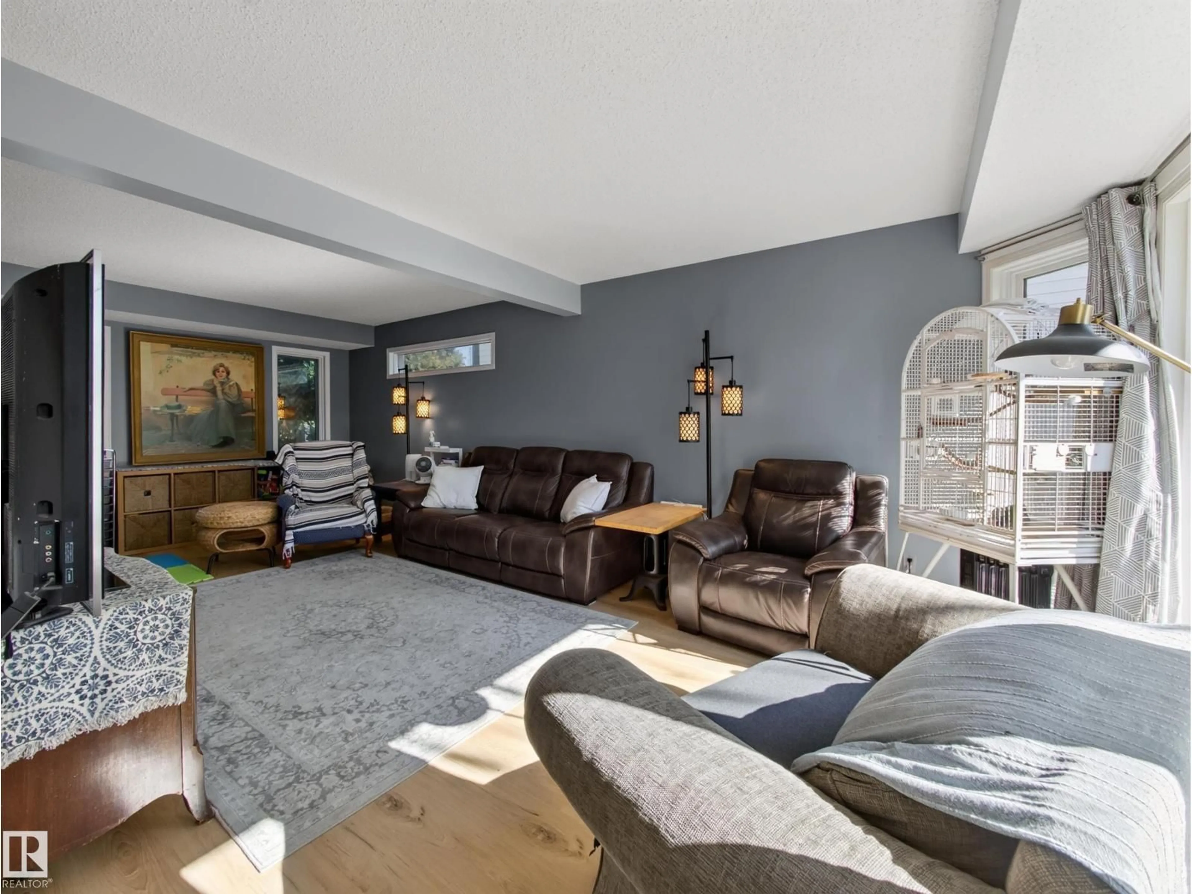 Living room with furniture, unknown for 137 DEER RIDGE DR, St. Albert Alberta T8N6G7