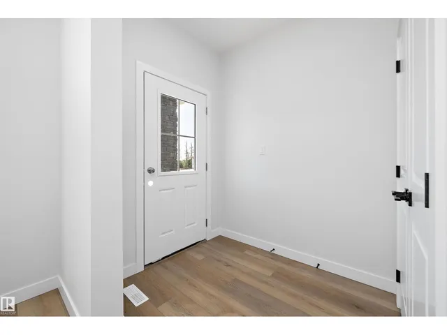 956 ELDERBERRY LD, Edmonton 2