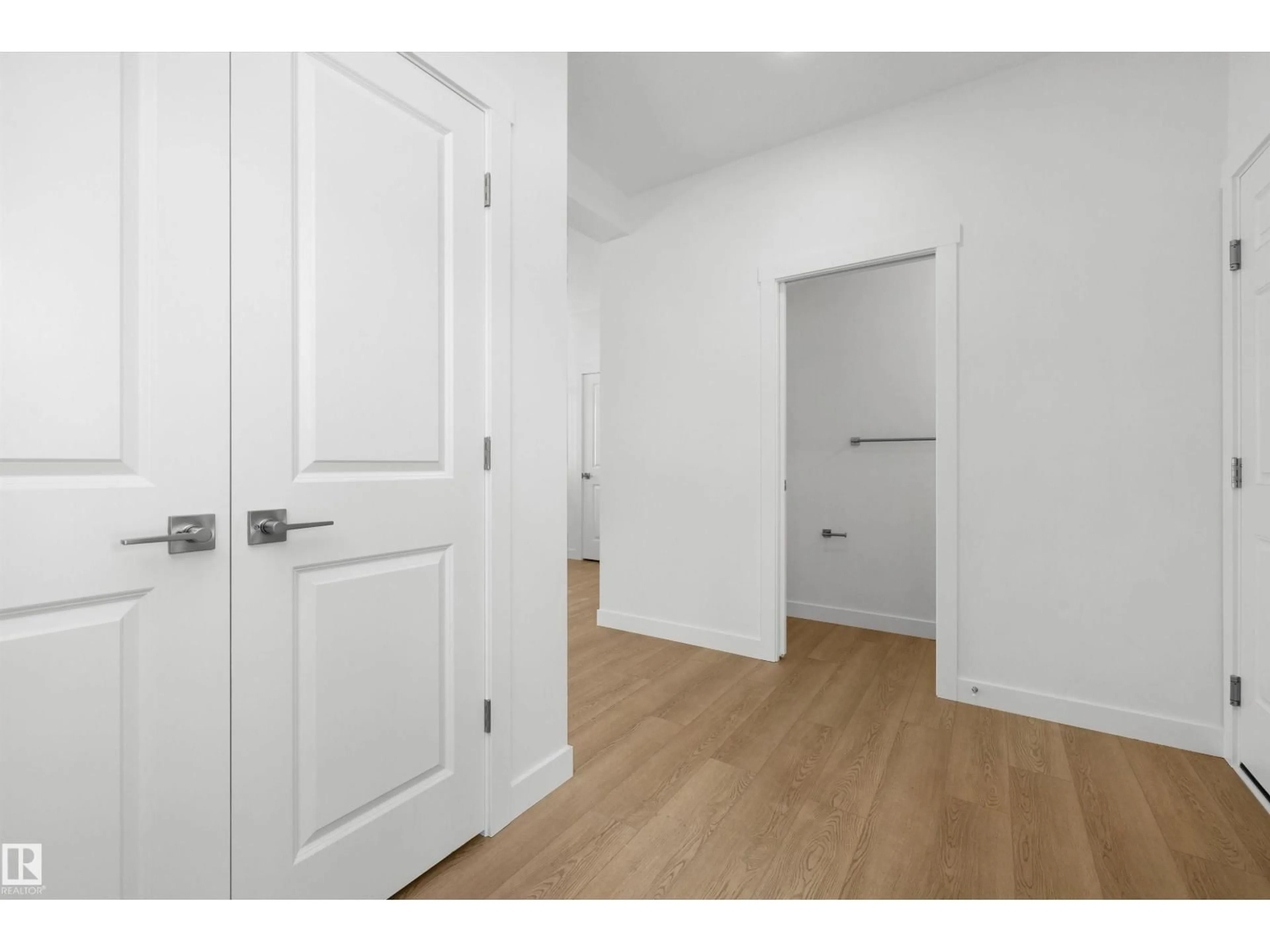 Unknown for NW - 2523 210 ST, Edmonton Alberta T6M2M7