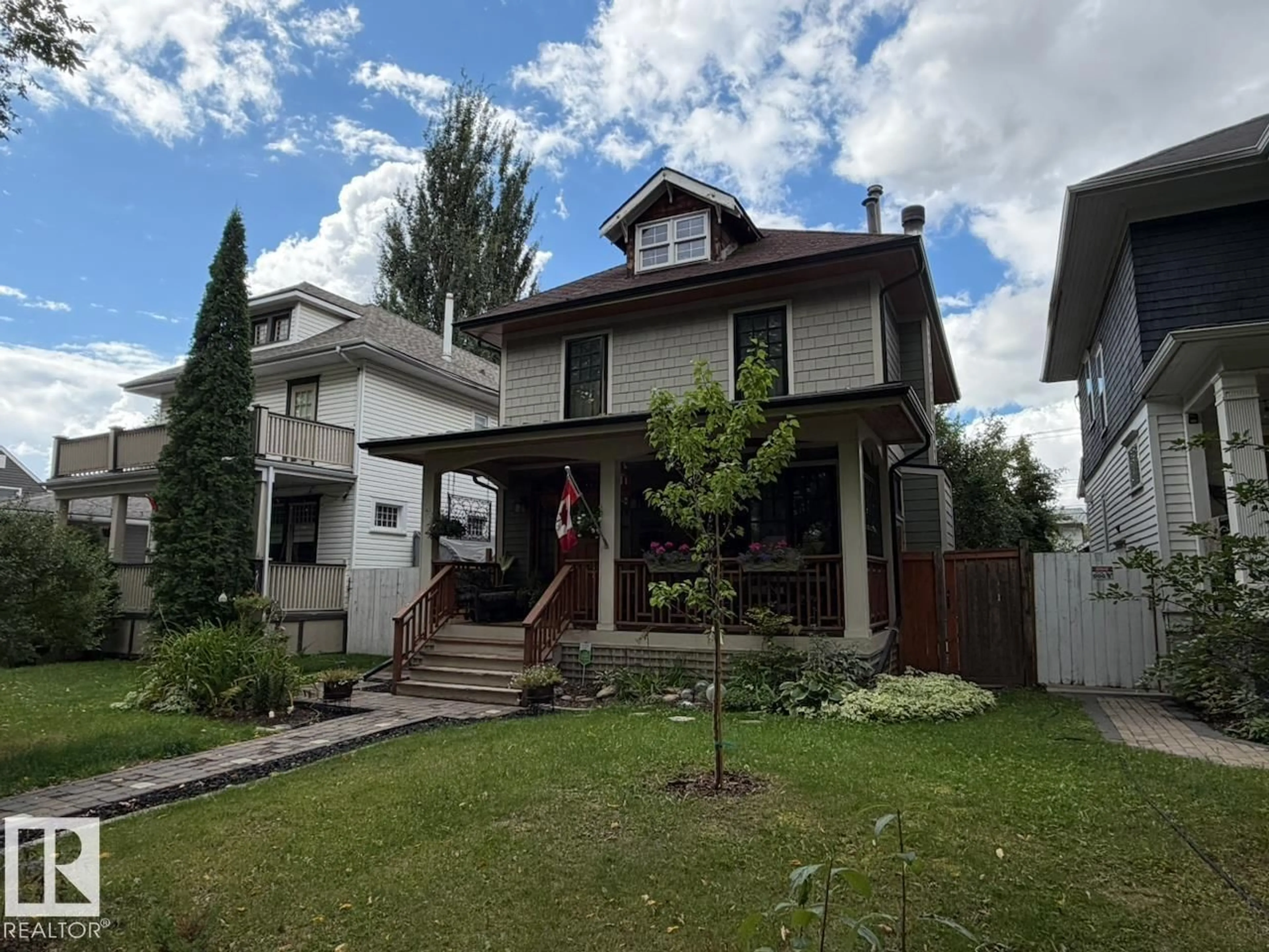 Unknown for 10994 126 ST, Edmonton Alberta T5M0P5