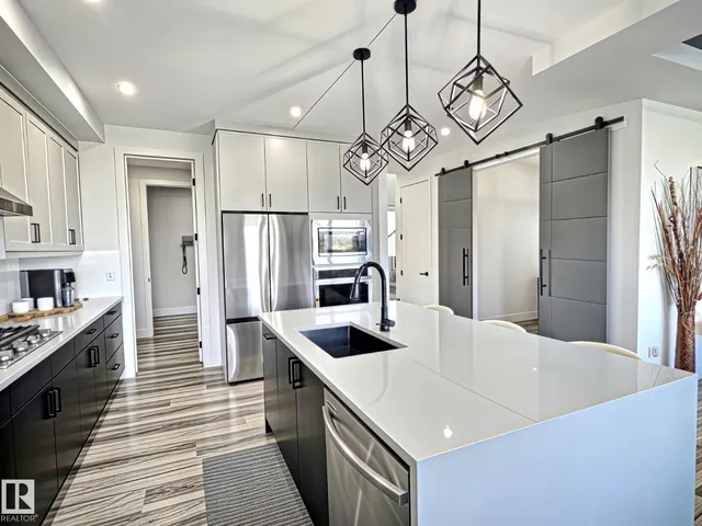 20944 128 AV, Edmonton 5