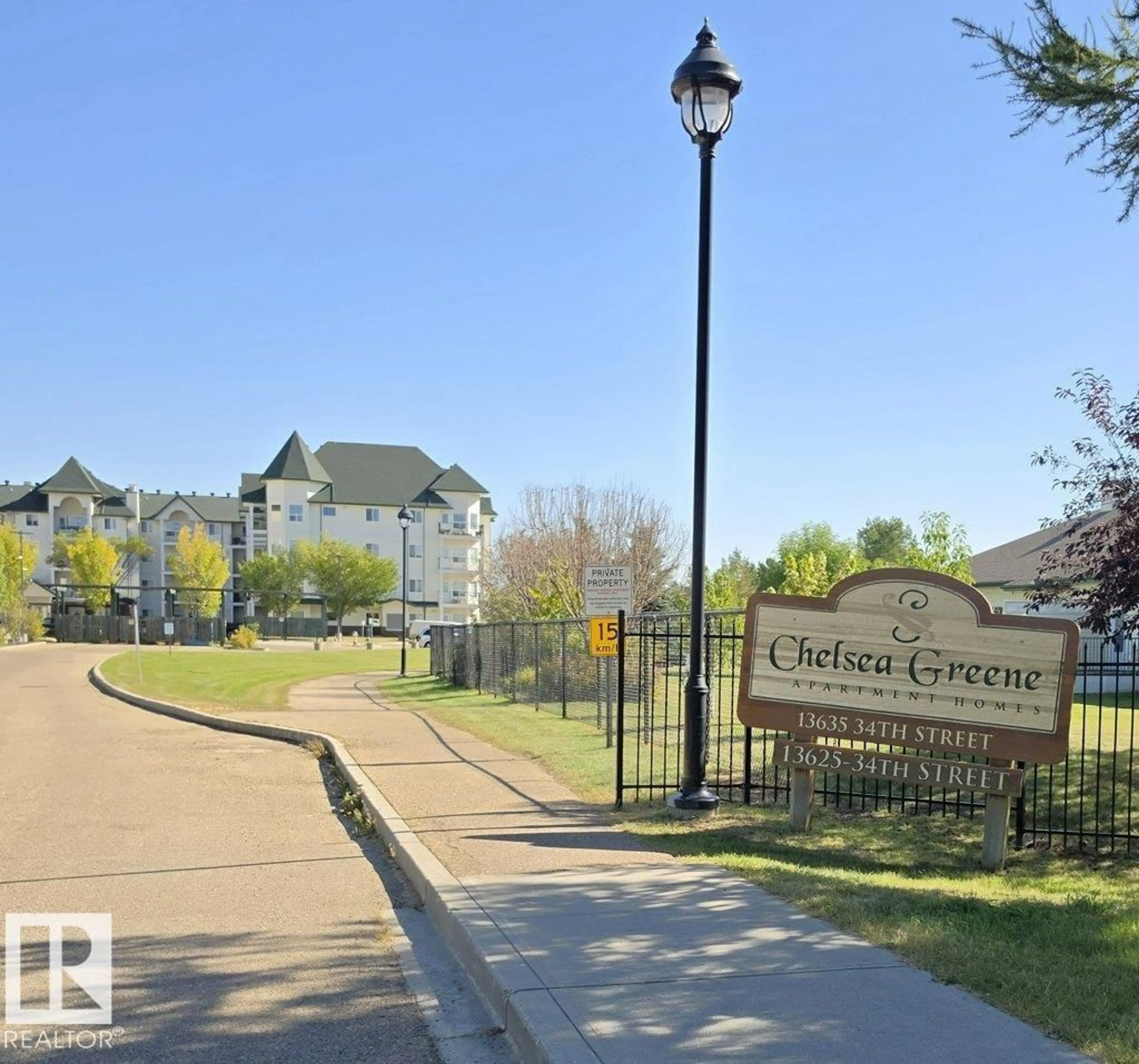 Indoor foyer for #203 - 13625 34 ST, Edmonton Alberta T5A0E3