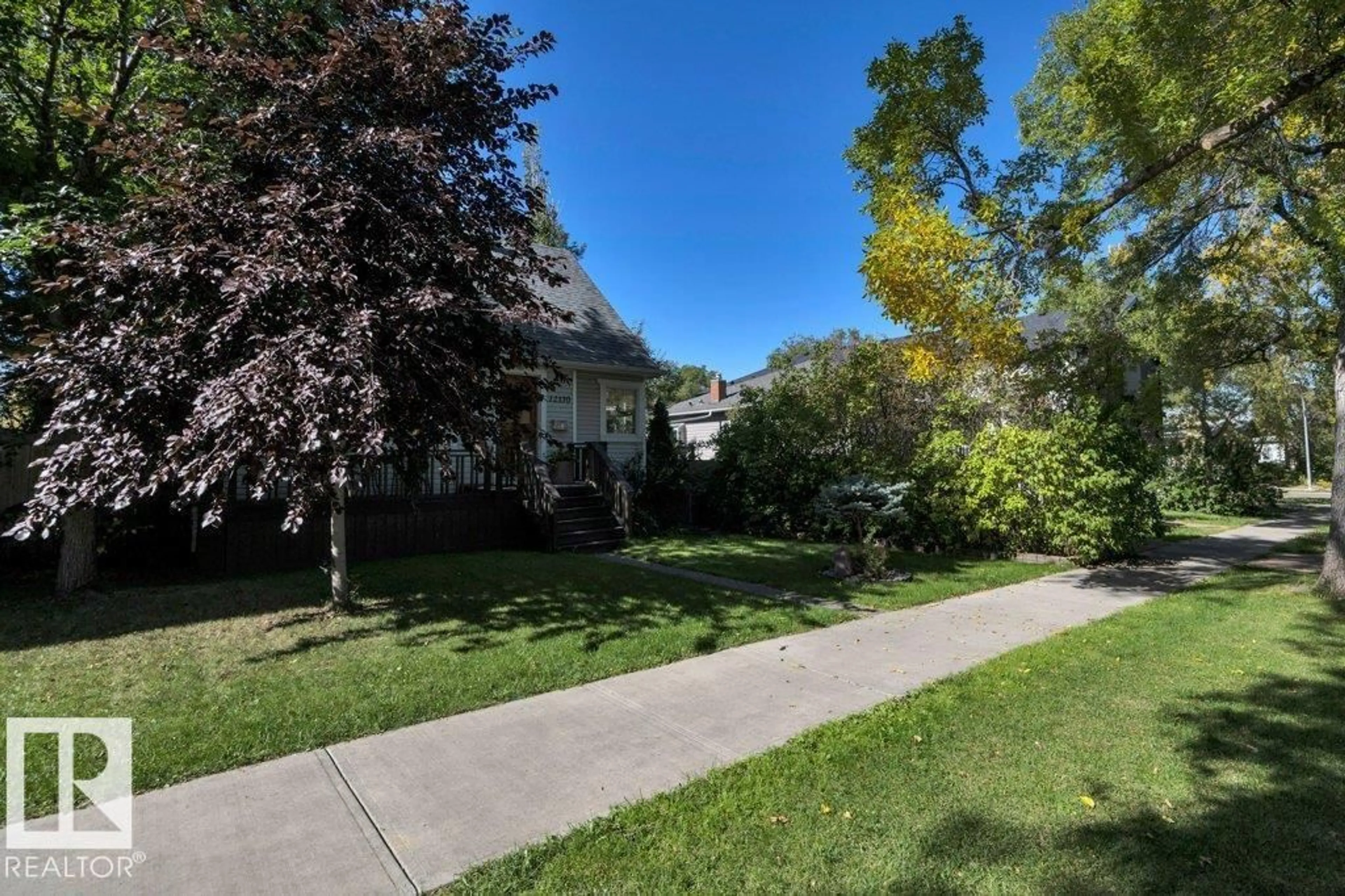 A pic from outside/outdoor area/front of a property/back of a property/a pic from drone, street for NW - 12130 123 ST, Edmonton Alberta T5L0H3