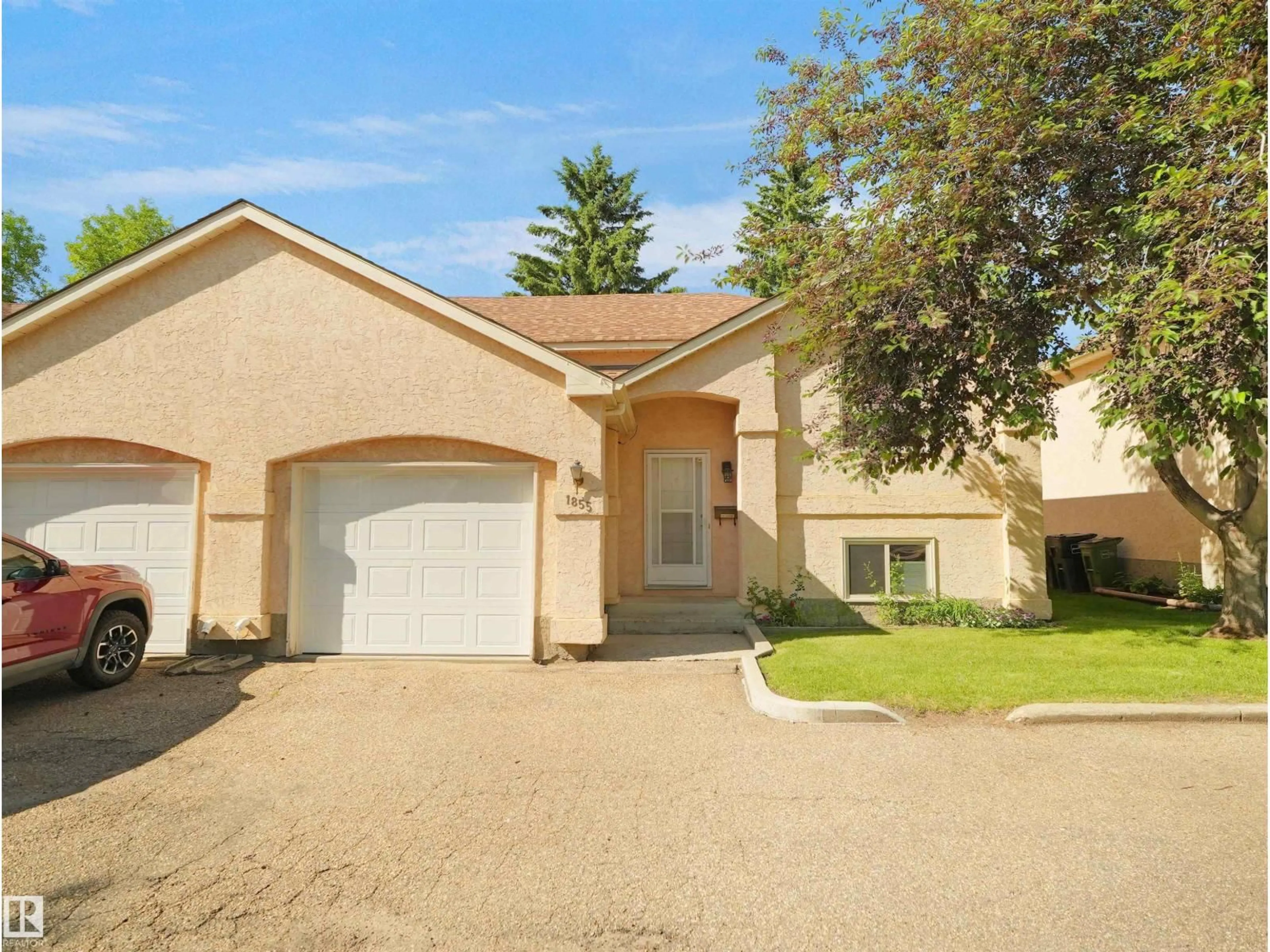 Unknown for 1855 MILLWOODS ROAD EAST NW, Edmonton Alberta T6L6K2