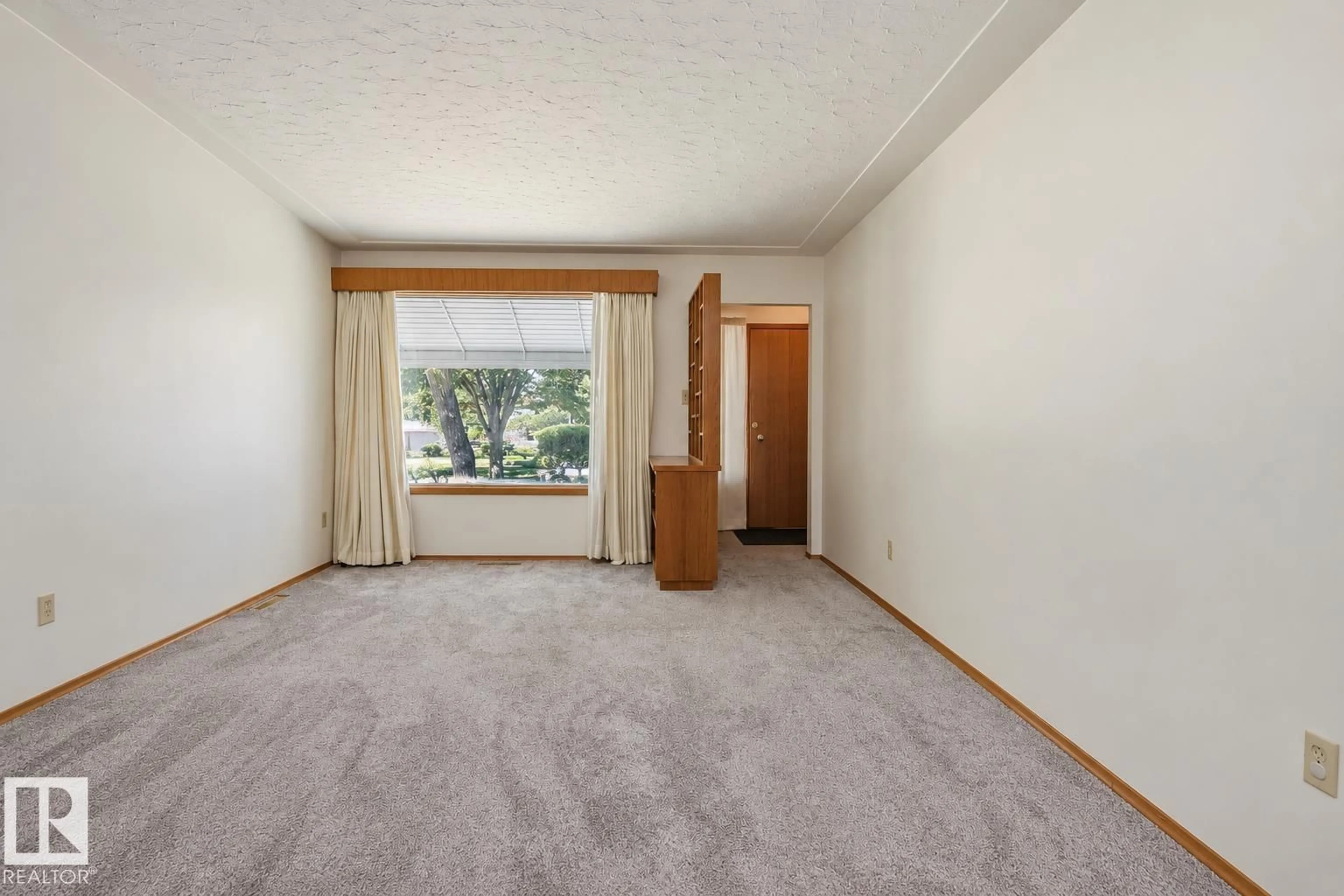 A pic of a room for 10339 80 STREET NW, Edmonton Alberta T6A3J3