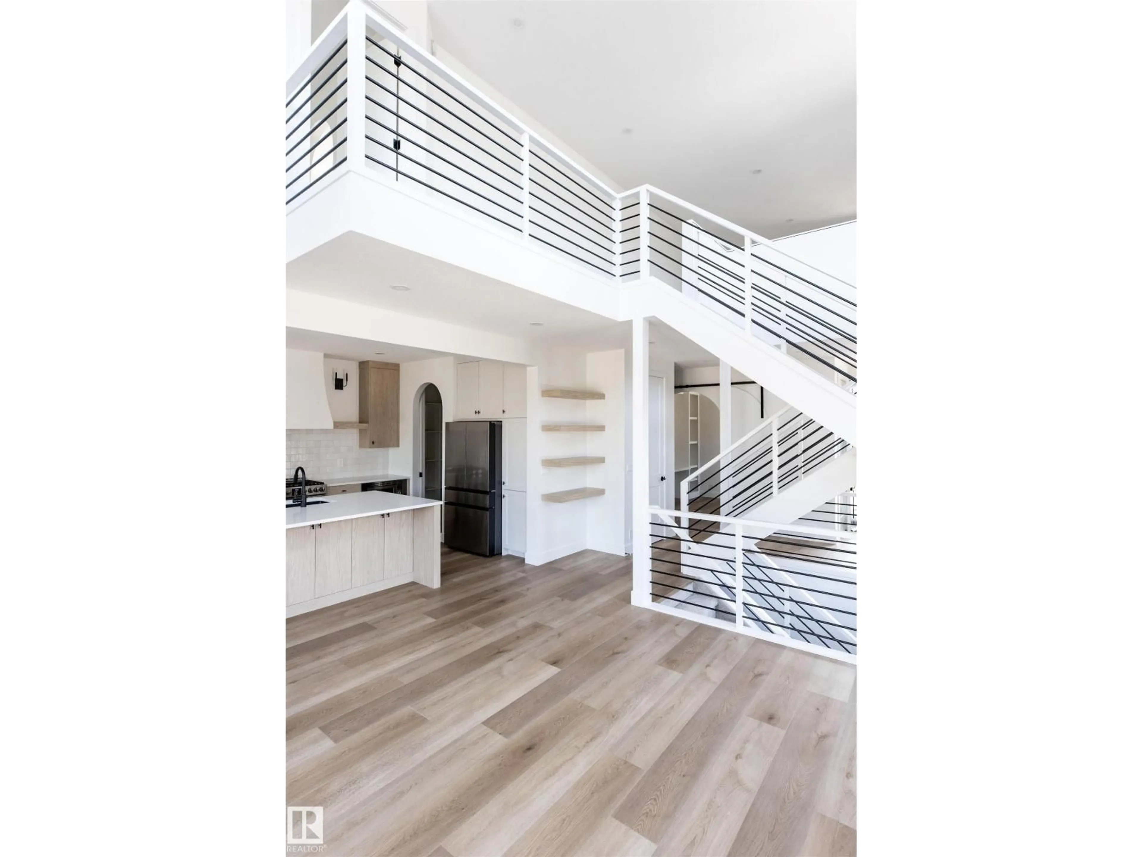 Stairs for 31 NEWBURY CI, Sherwood Park Alberta T8B0G1