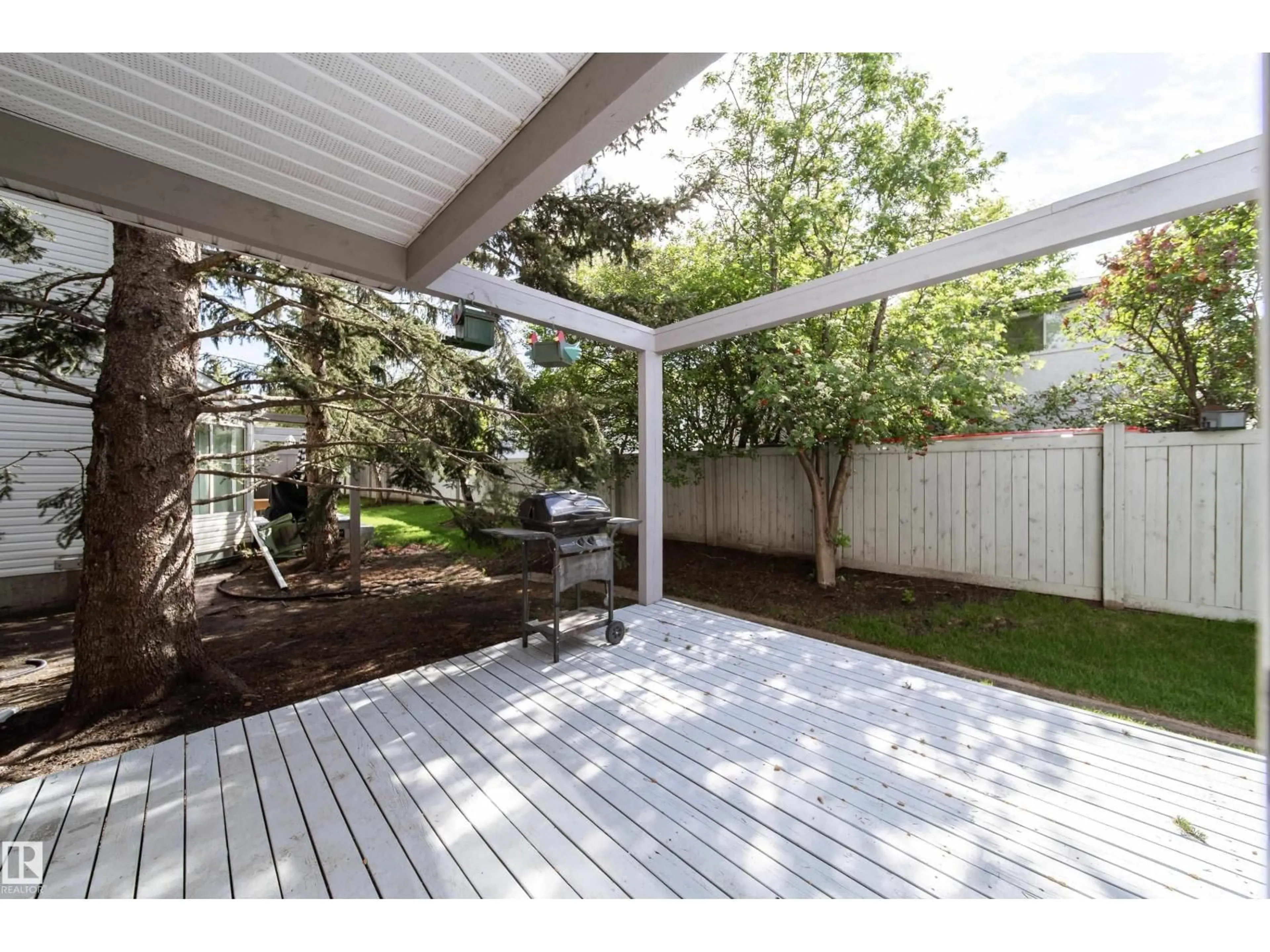 Patio, unknown for #15 - 603 YOUVILLE DR, Edmonton Alberta T6L6V8