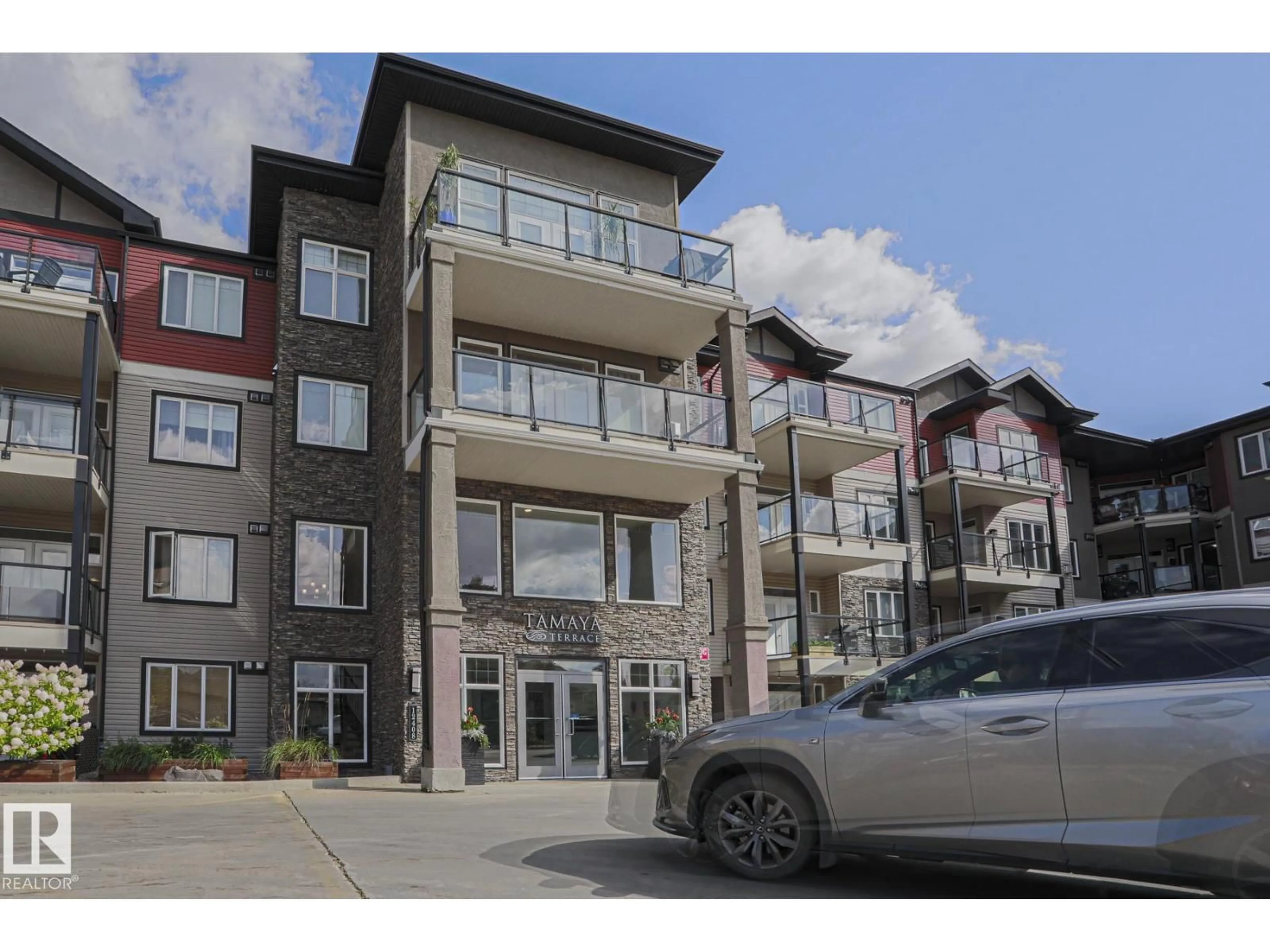 Unknown for 319 - 12408 15 AV, Edmonton Alberta T6W1X2