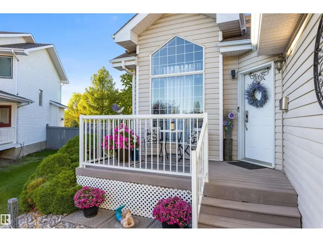58 HARCOURT CR, St. Albert 3