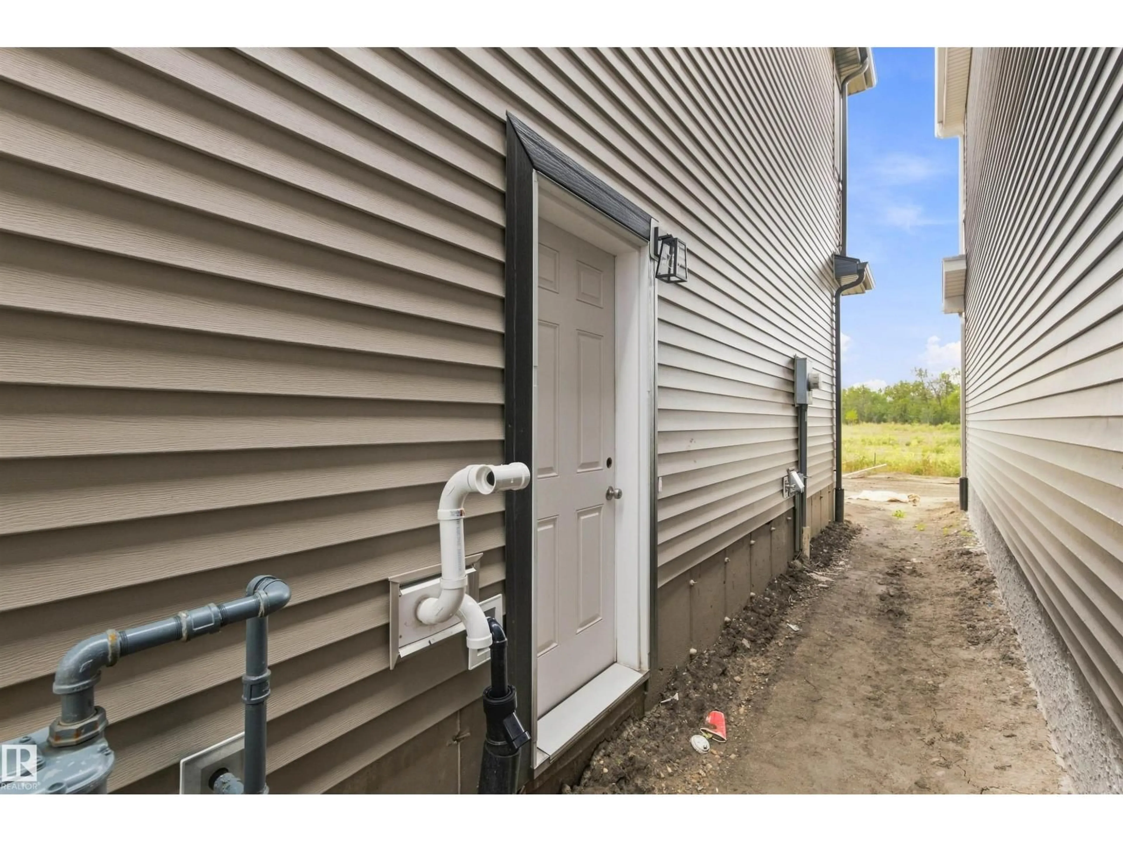 Storage room or clothes room or walk-in closet for NE - 15768 7 ST, Edmonton Alberta T5Y4M6