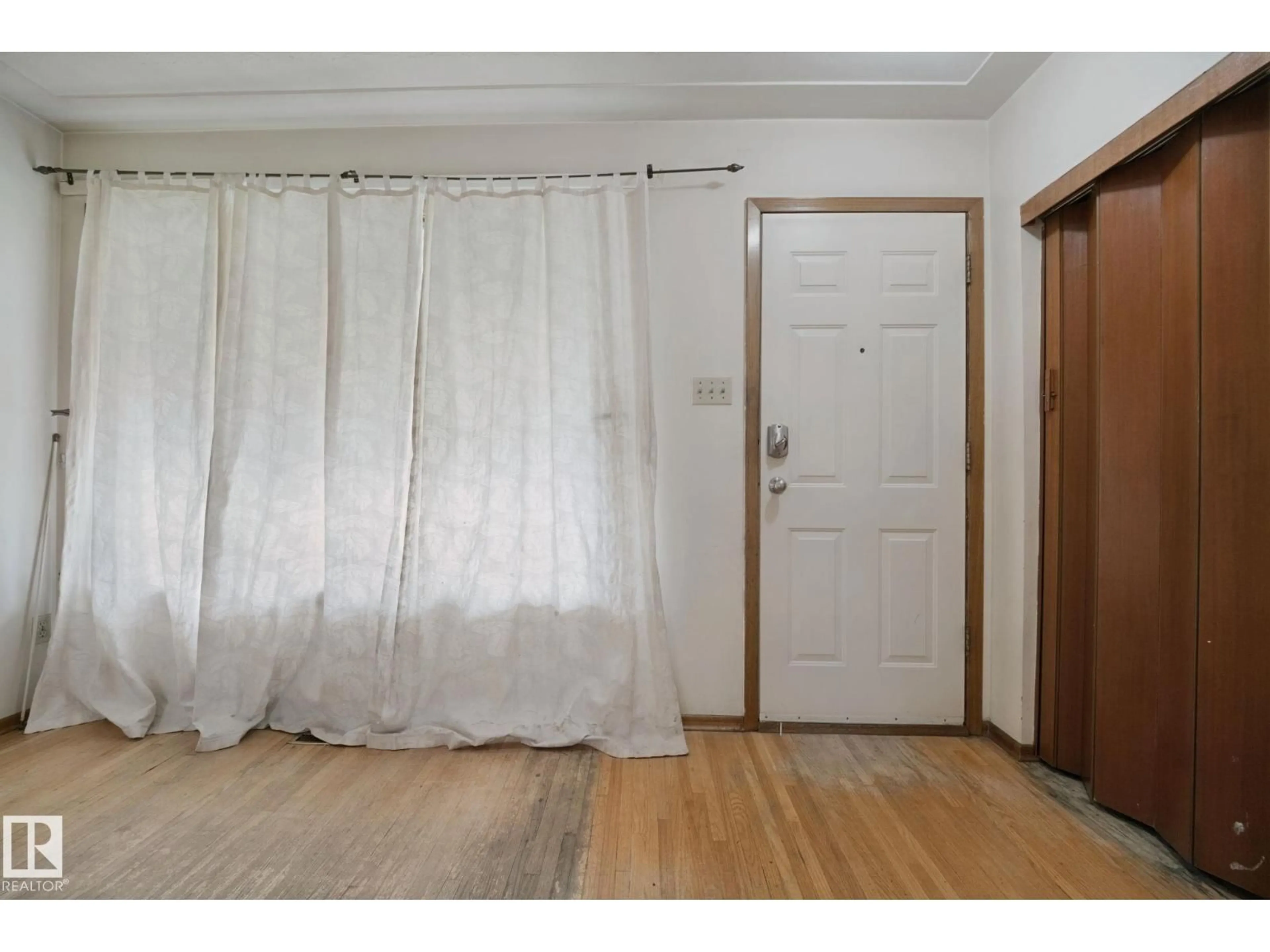 A pic of a room for NW - 11705 81 ST, Edmonton Alberta T5B2S3