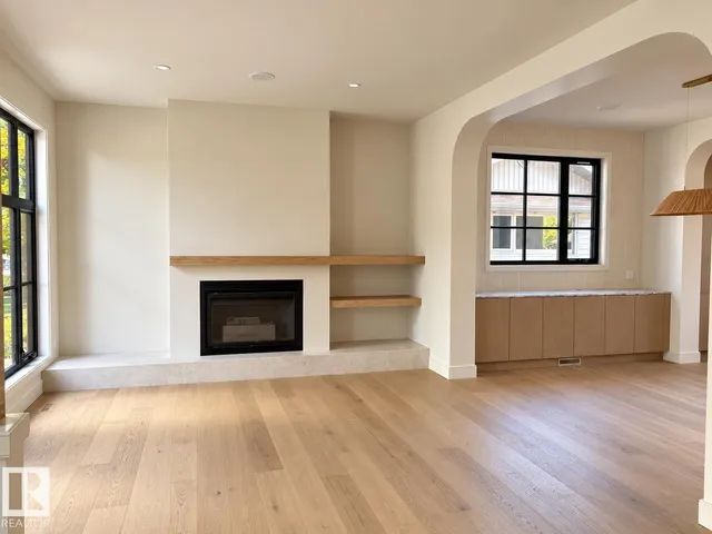 NW - 9243 148 ST, Edmonton 5