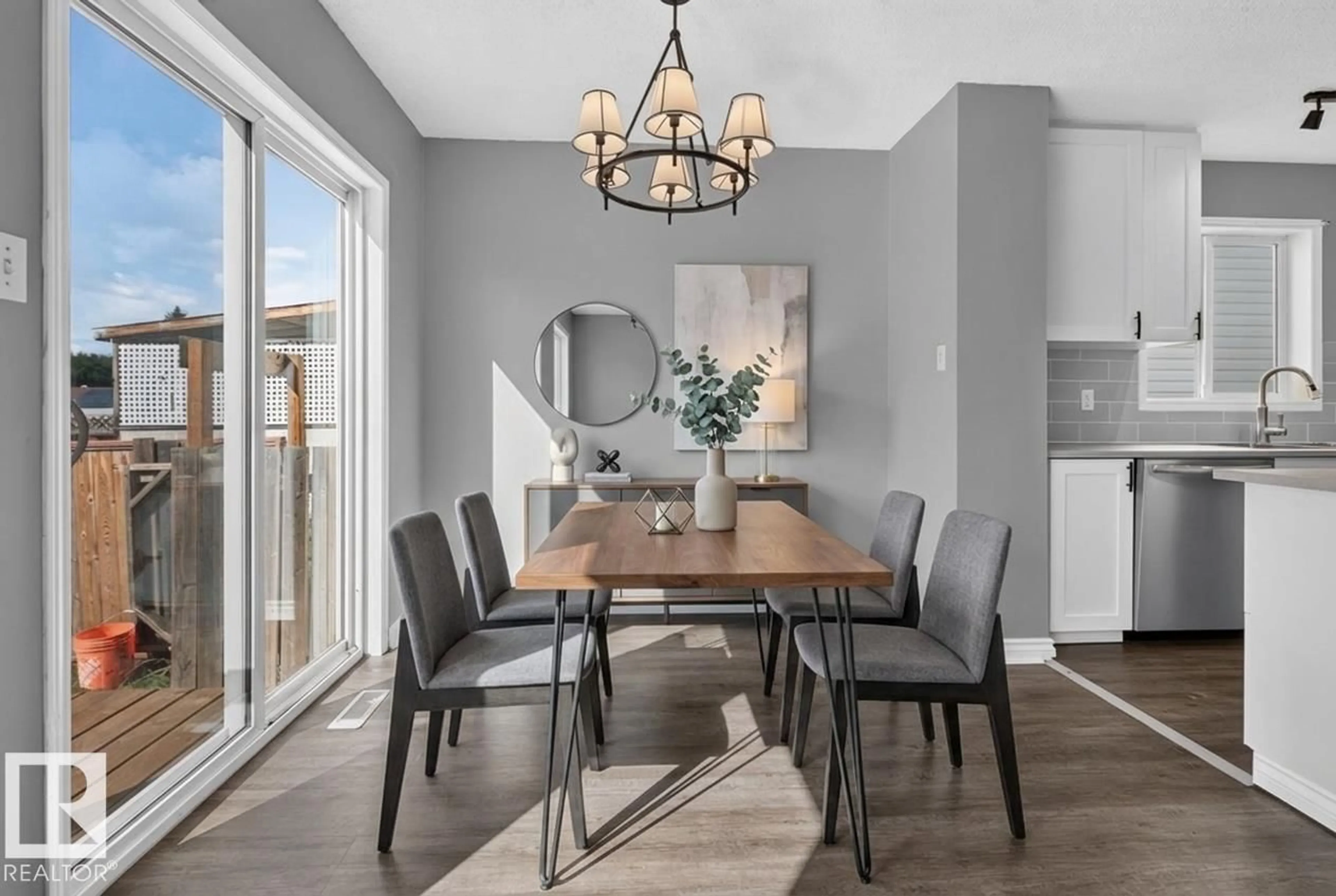 Dining room, wood/laminate floor for NW - 13510 33 ST, Edmonton Alberta T5A5E1