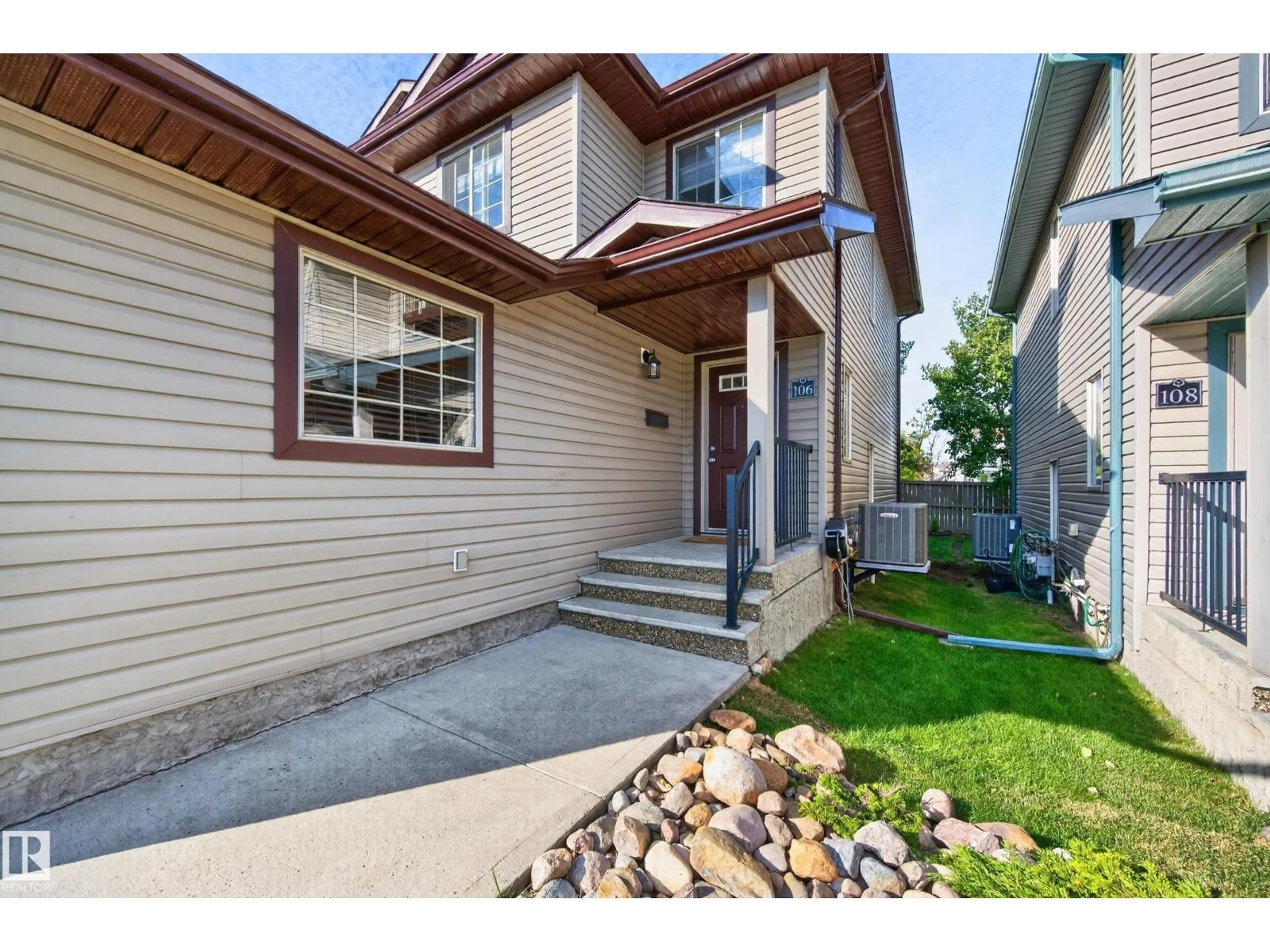Home with vinyl exterior material, street for #106 - 106 SUMMERWOOD DR, Sherwood Park Alberta T8H0C5