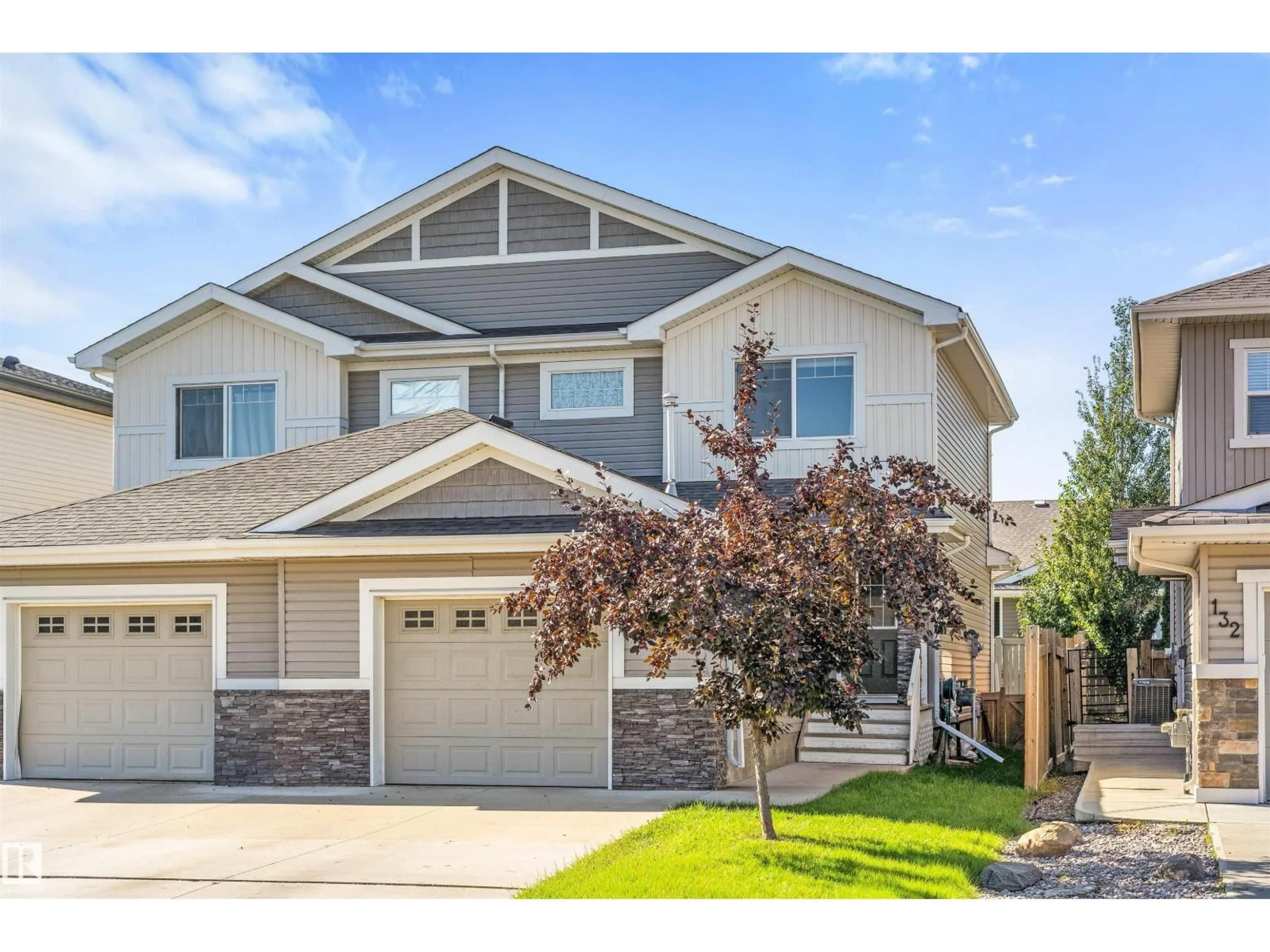 Home with vinyl exterior material, street for 134 BRICKYARD PL, Stony Plain Alberta T7Z0H9