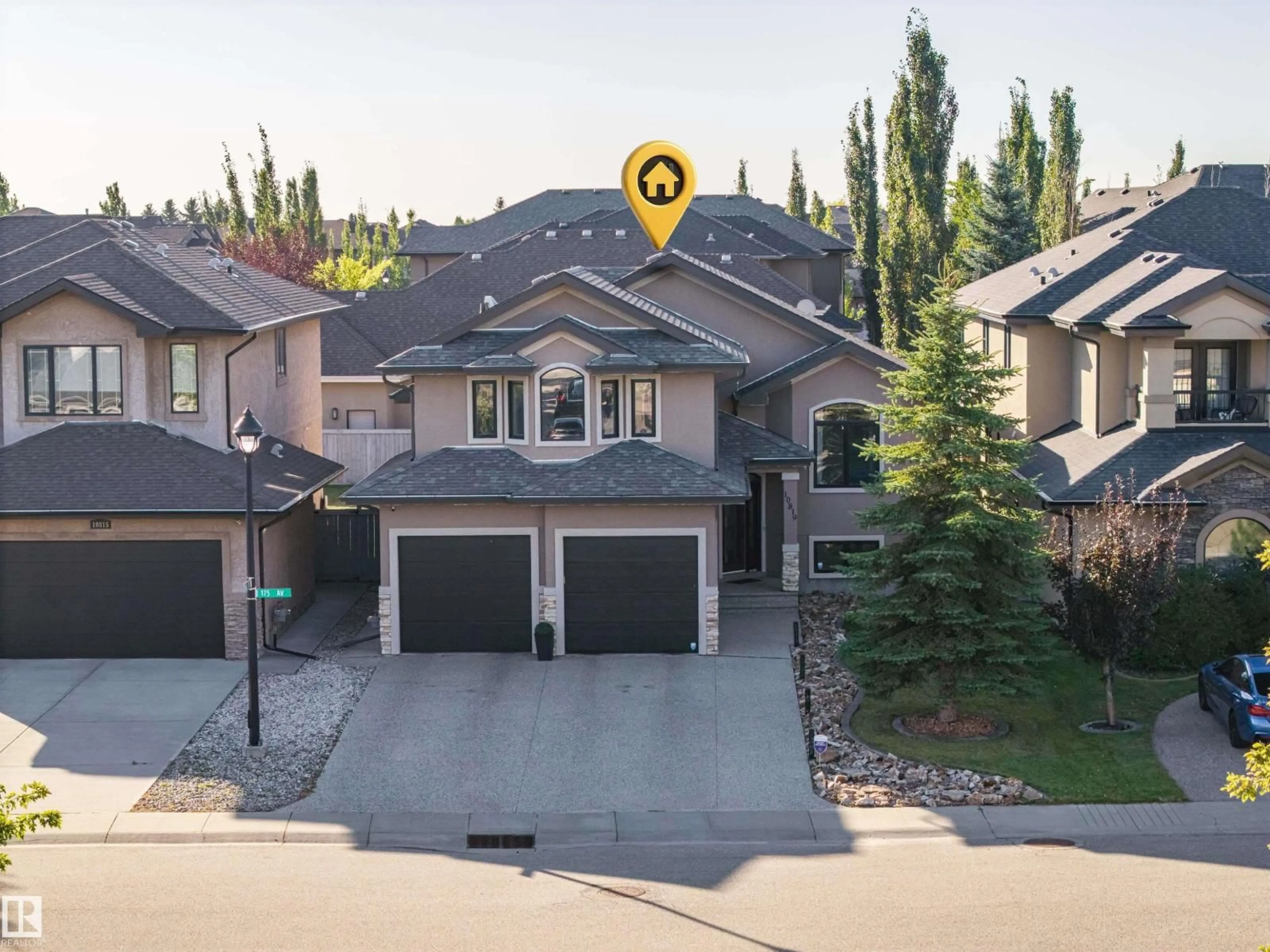 A pic from outside/outdoor area/front of a property/back of a property/a pic from drone, street for 10819 175 AV, Edmonton Alberta T5X0B8