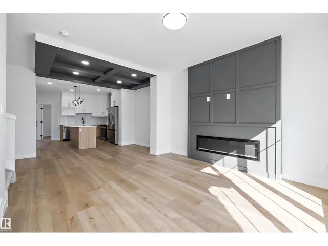 960 ELDERBERRY LD, Edmonton 3