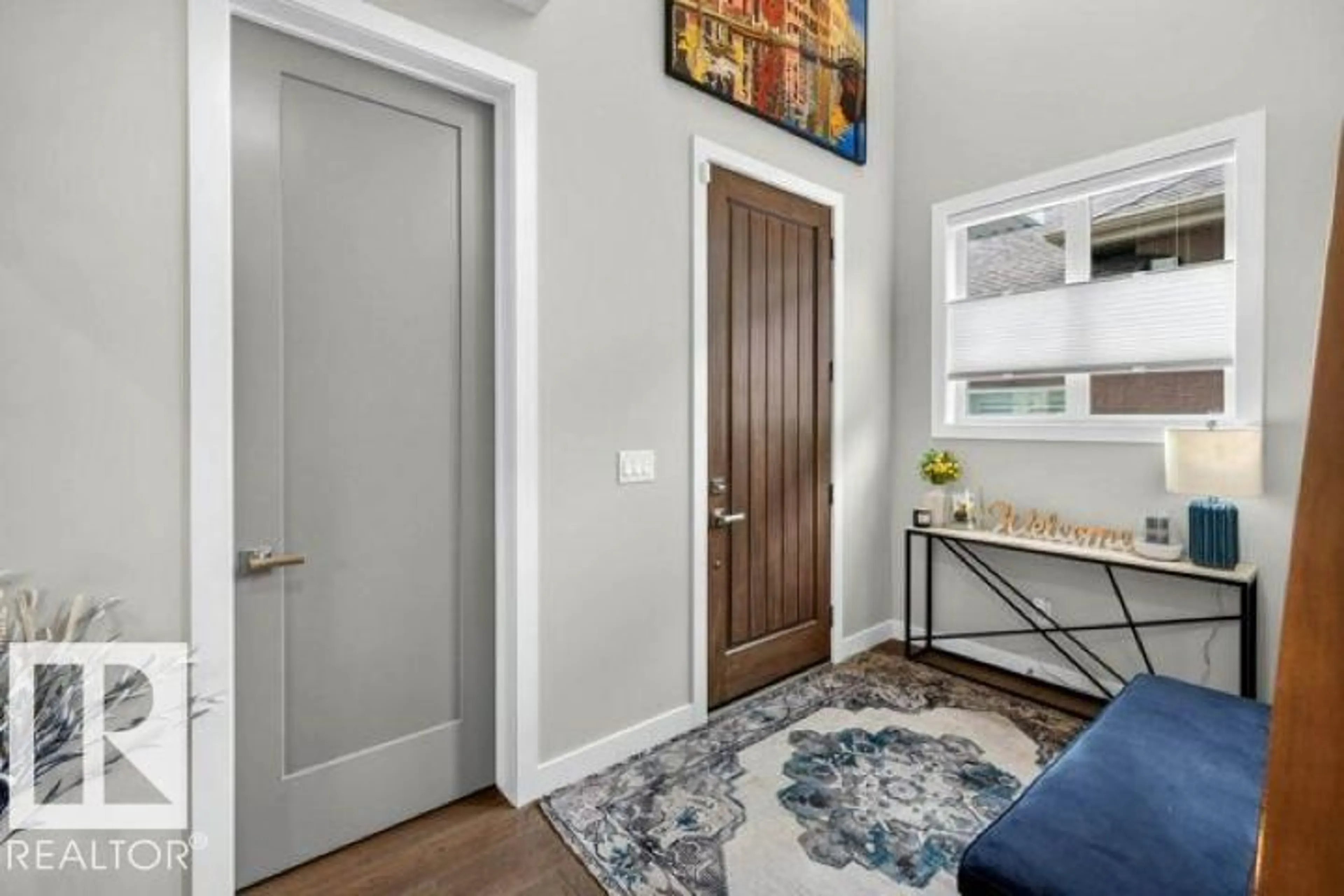 Indoor entryway for 70 ENCHANTED WY, St. Albert Alberta T8N7R7