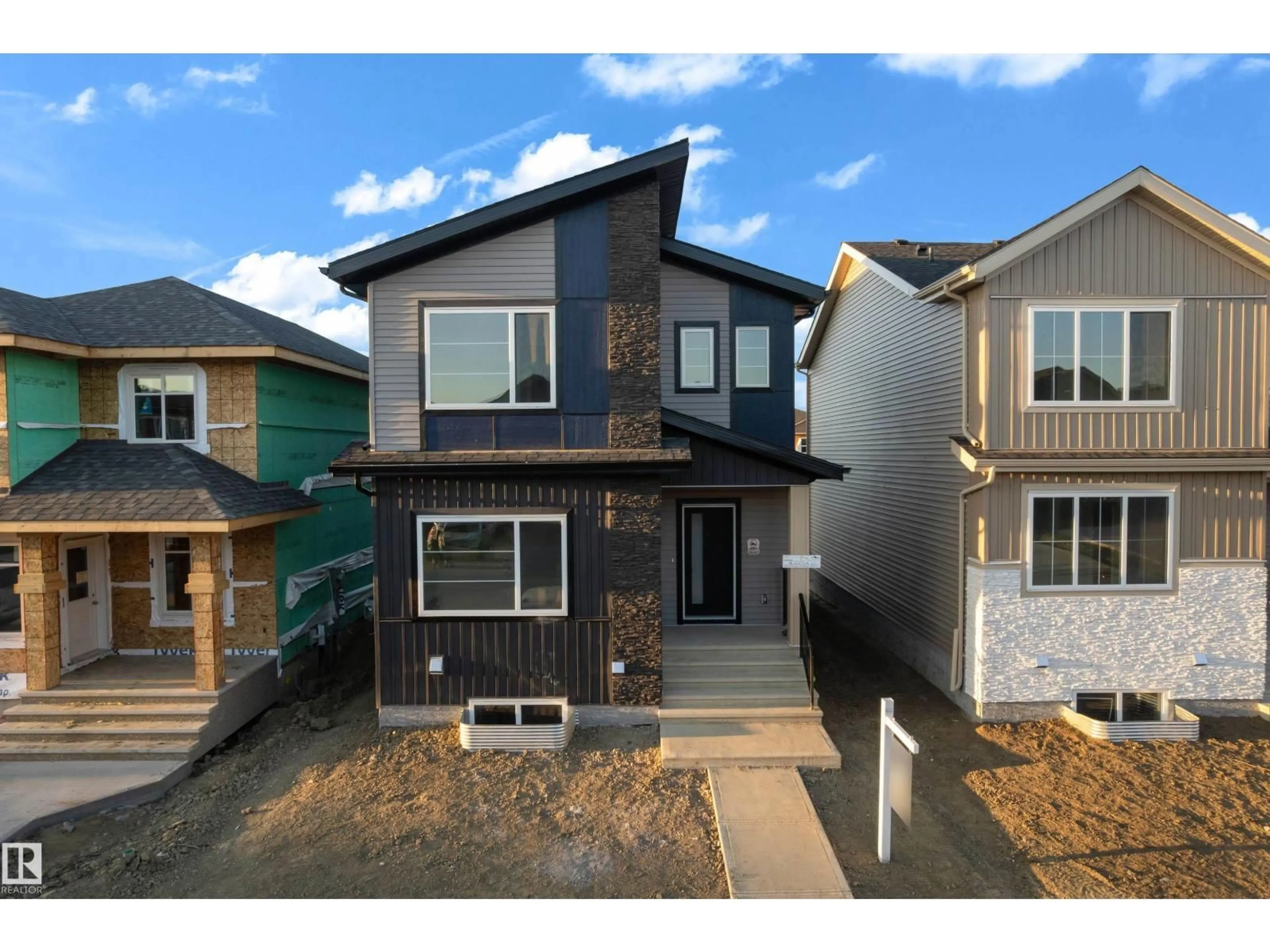 Home with vinyl exterior material, street for 16 WESTWYCK LI, Spruce Grove Alberta T7X4E9