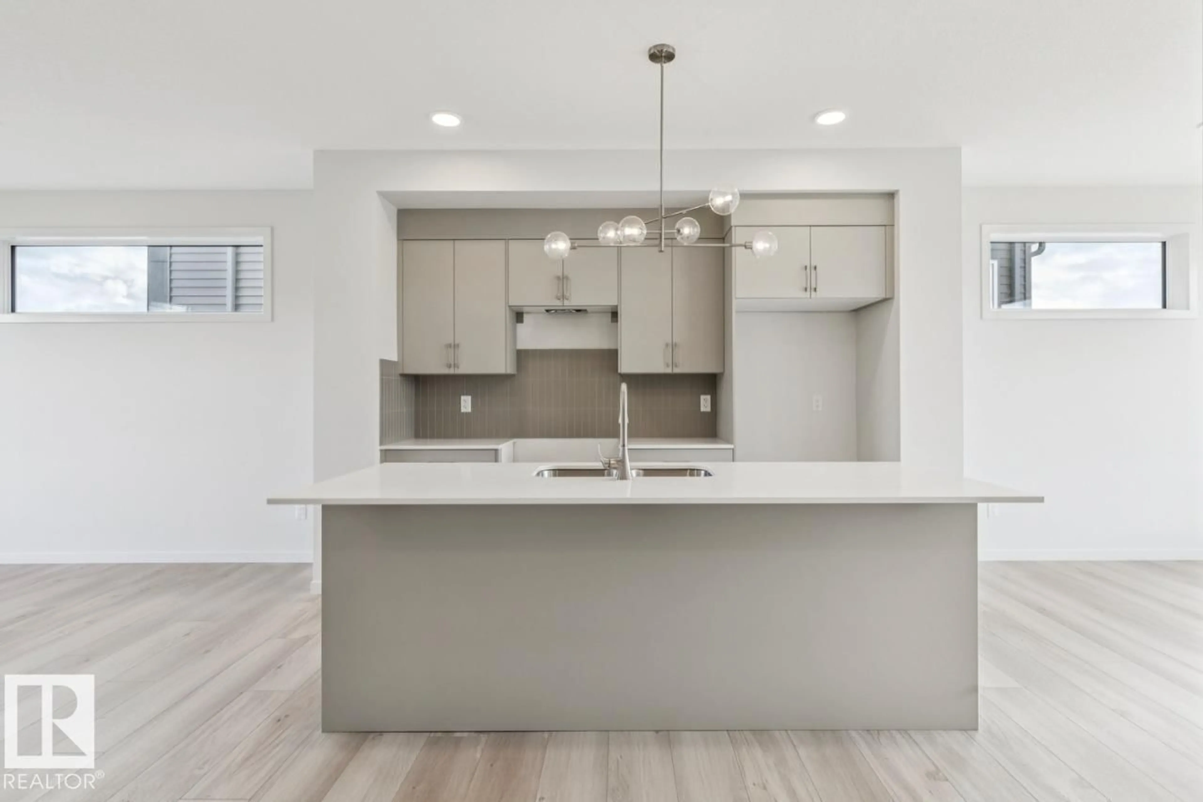 Open concept kitchen, unknown for 118 WESTWIND DR, Spruce Grove Alberta T7X0P8