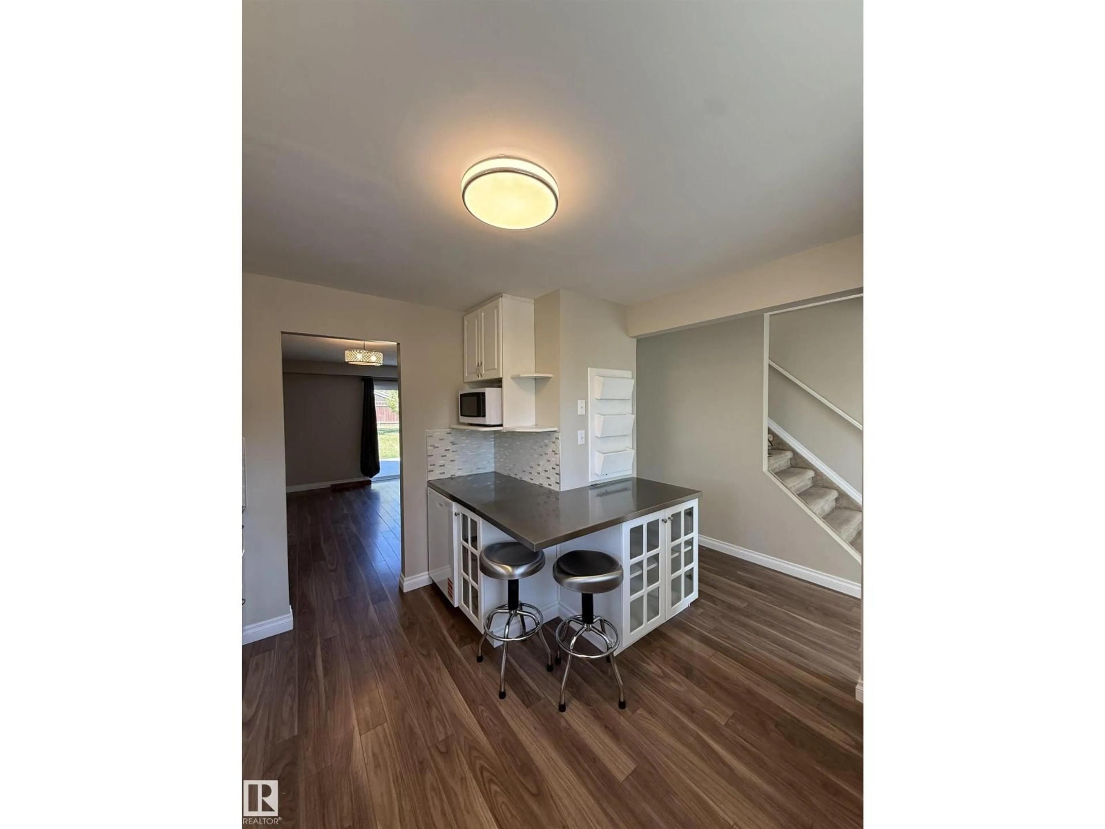 A pic of a room for 3723 46 ST, Edmonton Alberta T6L3T7