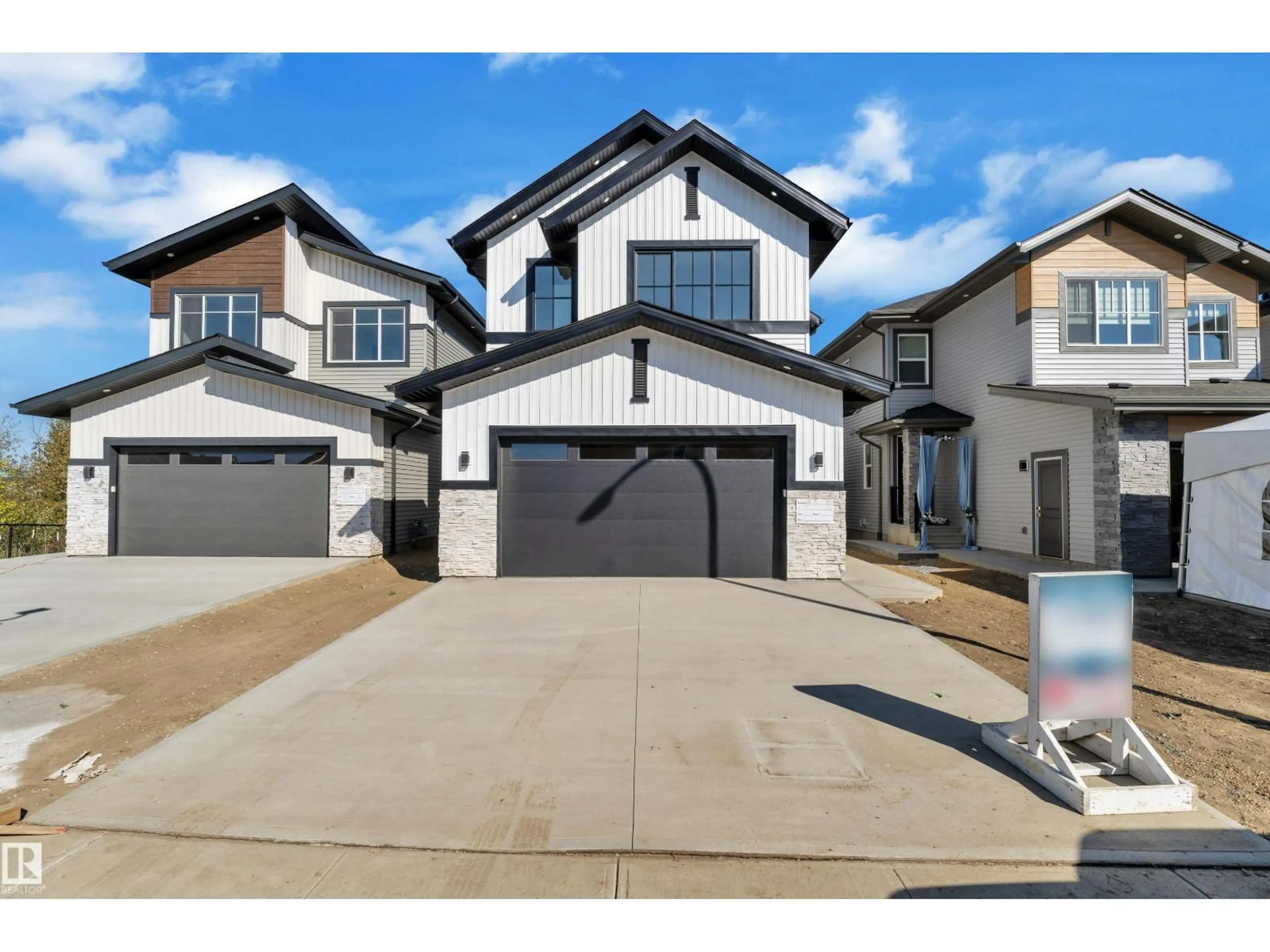 Unknown for 3132 7 AVENUE SW, Edmonton Alberta T6X3M4