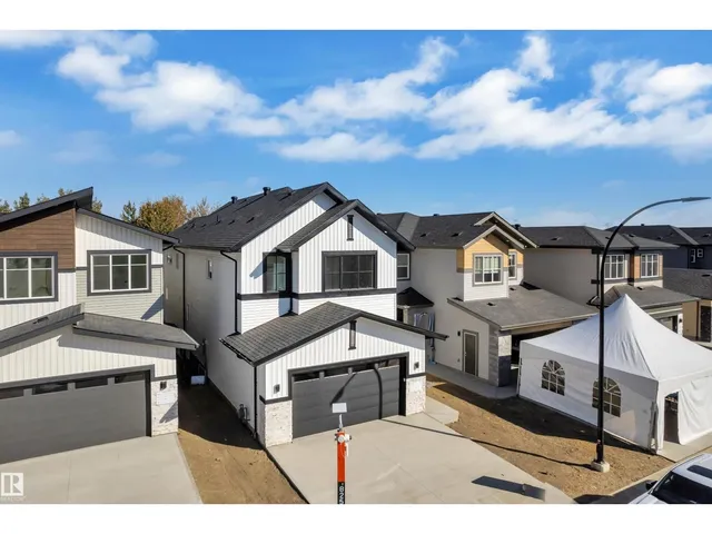 3132 7 AVENUE SW, Edmonton 2
