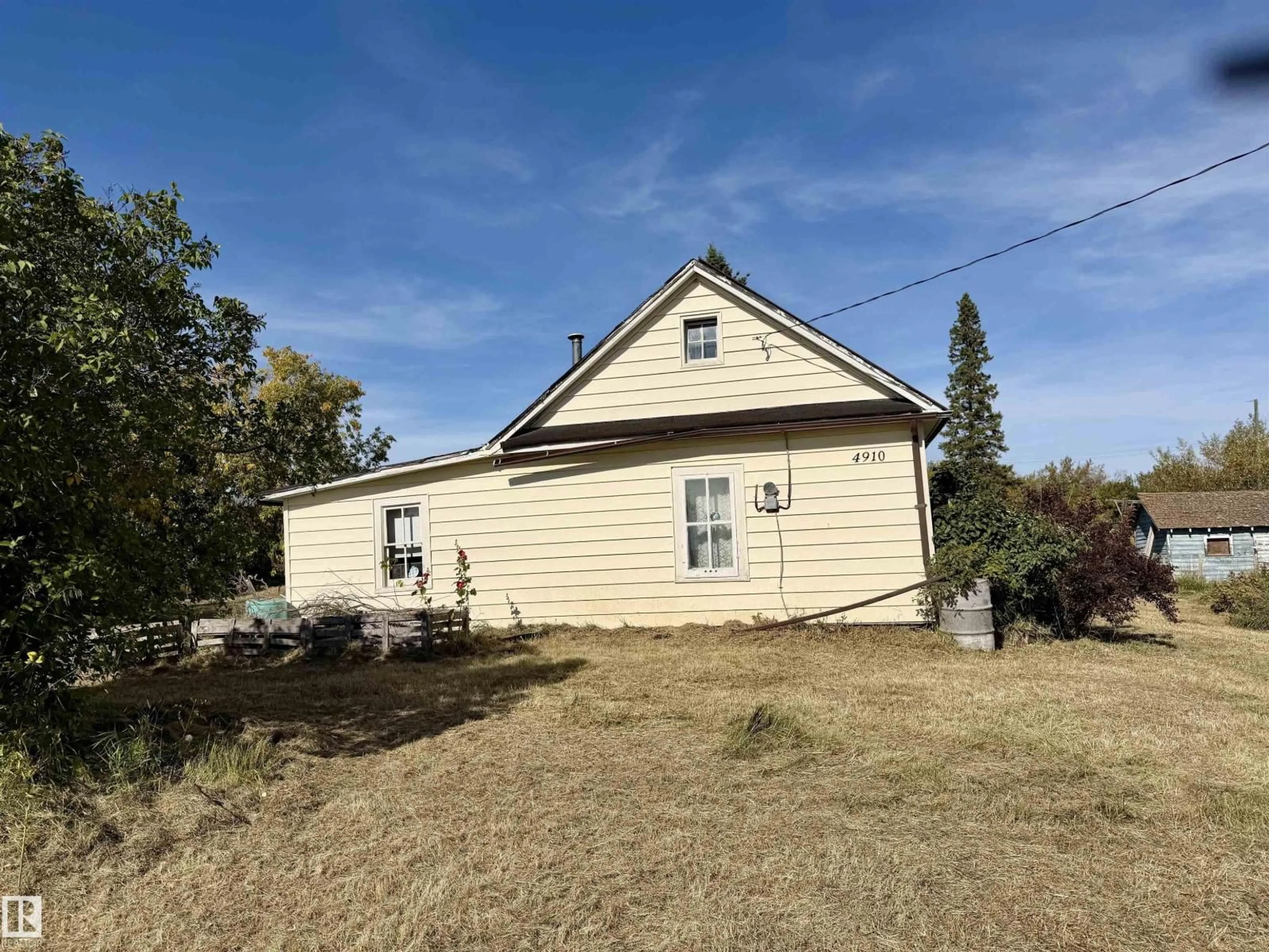A pic from outside/outdoor area/front of a property/back of a property/a pic from drone, building for 4910 50 AVENUE, Spedden Alberta T0A3E0