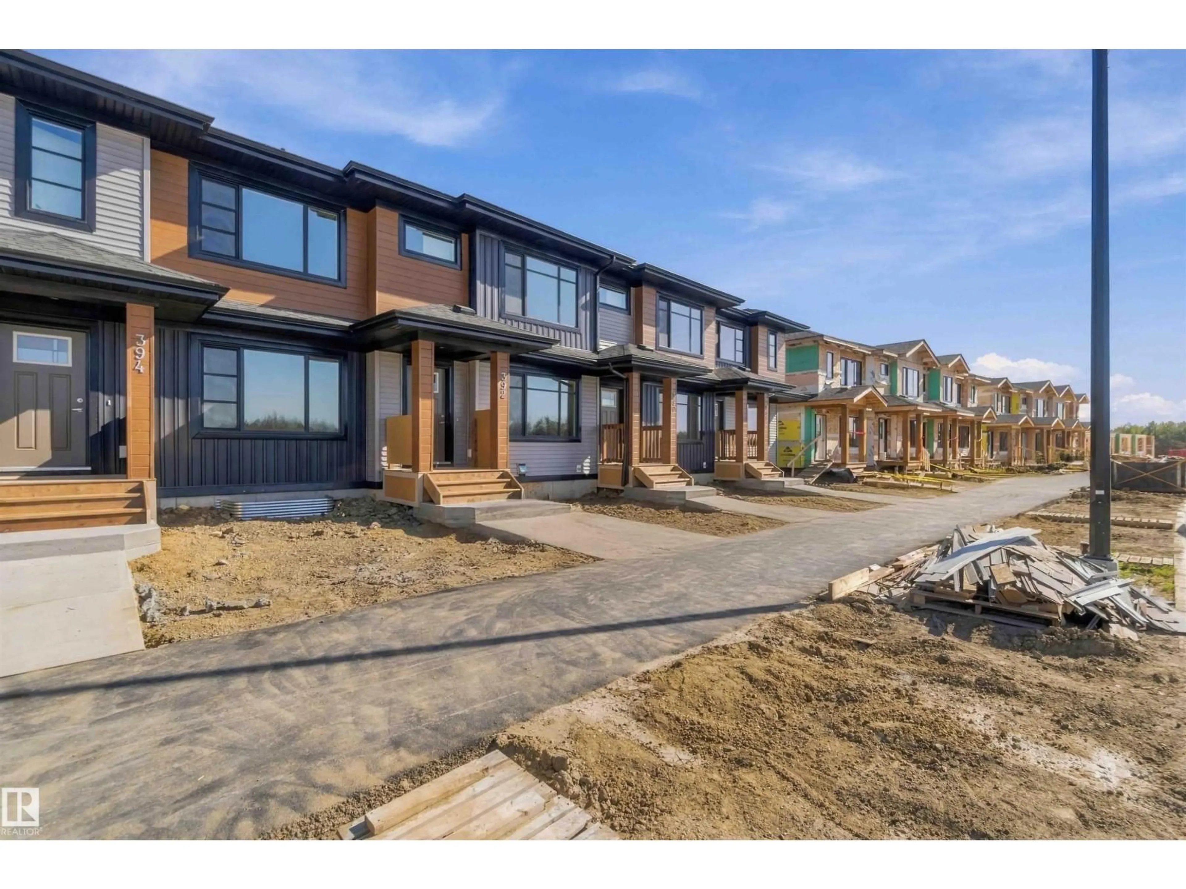 Home with brick exterior material, street for 392 EASTWOOD DR, Spruce Grove Alberta T7X4S9