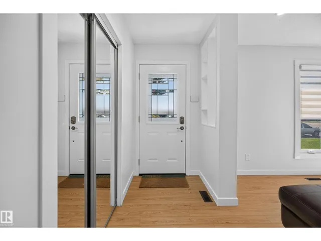 NW - 9212 150 AV, Edmonton 2