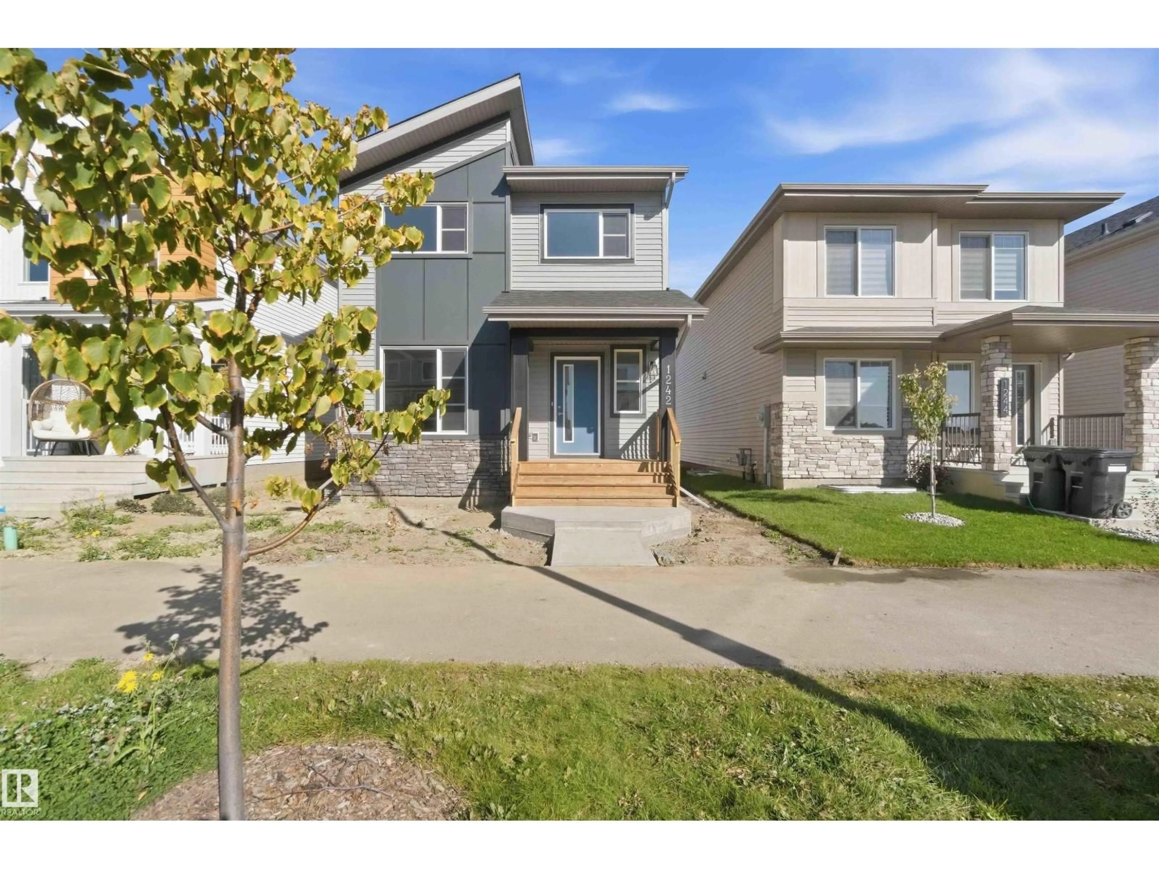 Unknown for 1242 MCLEOD AV, Spruce Grove Alberta T7X4A9