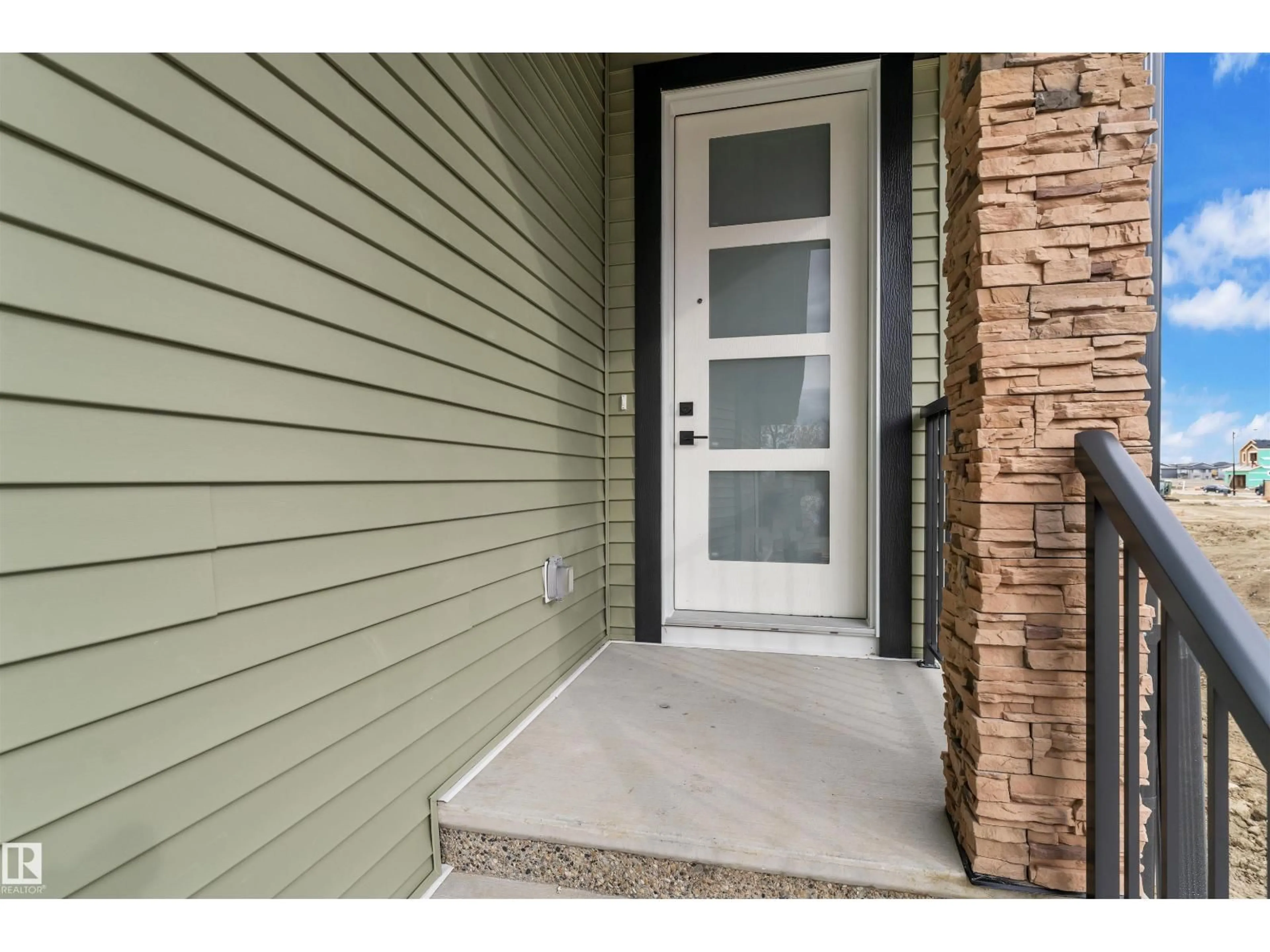 Indoor entryway for 3190 GRANVILLE DR, Edmonton Alberta T5T7Z2