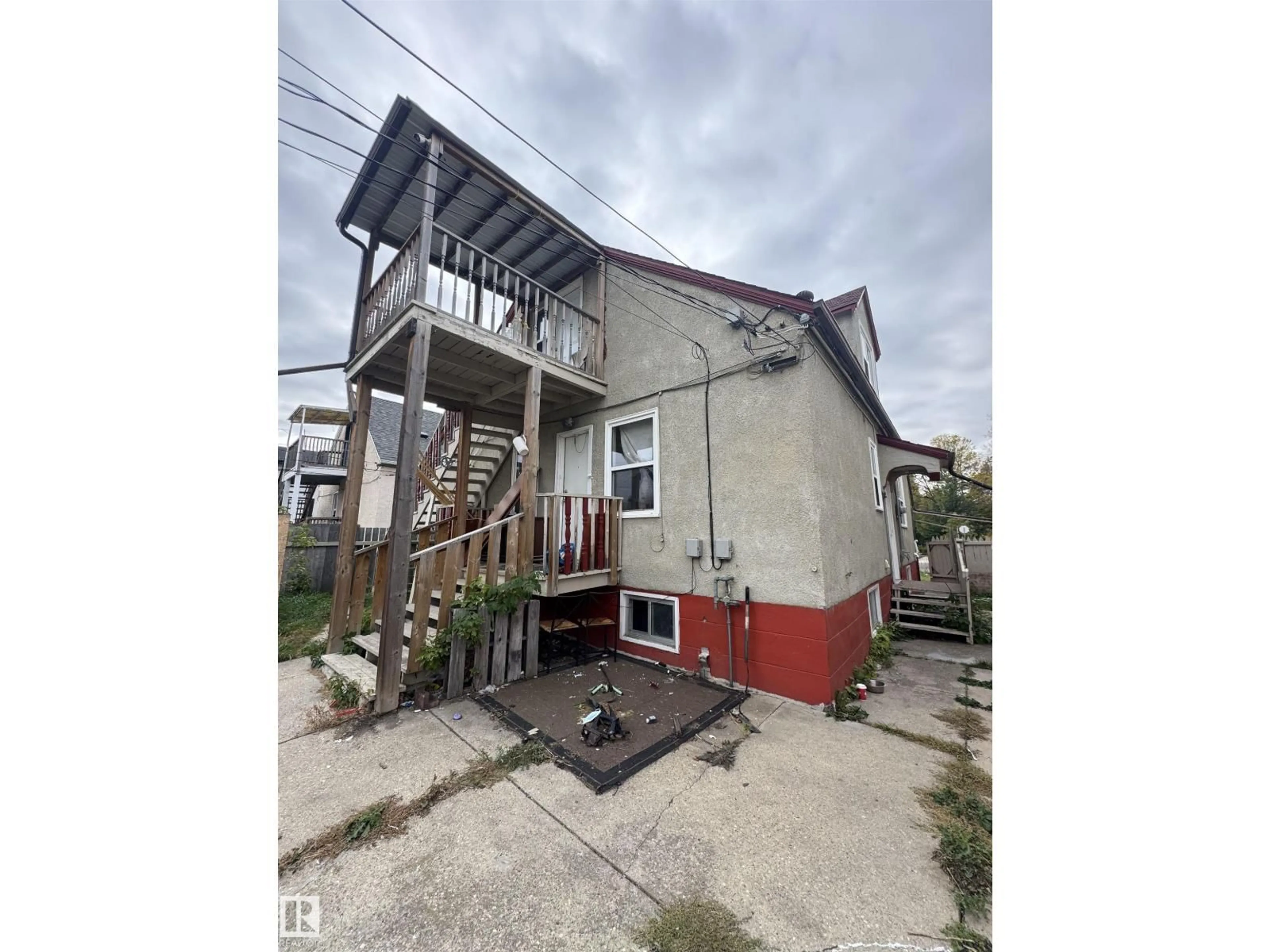Unknown for 6729 106 ST NW, Edmonton Alberta T6H2W1