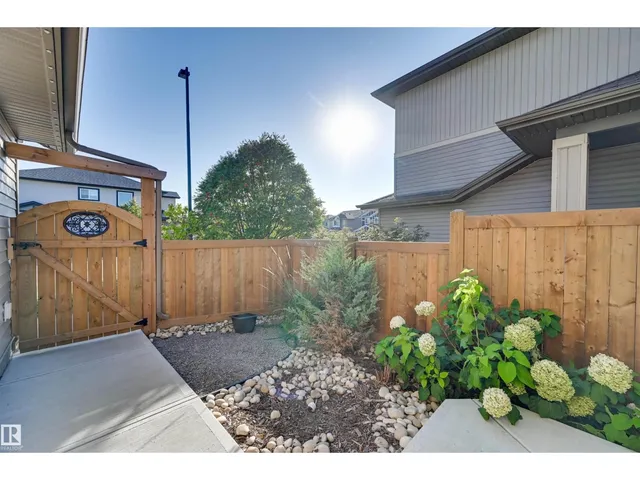 1345 WESTERRA DR, Stony Plain 2