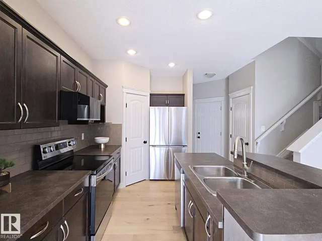 11525 18A AV, Edmonton 4
