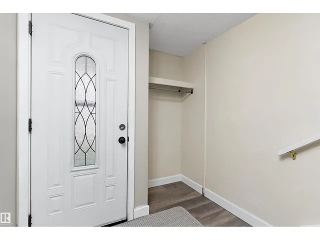 899 ABBOTSFIELD RD, Edmonton 3