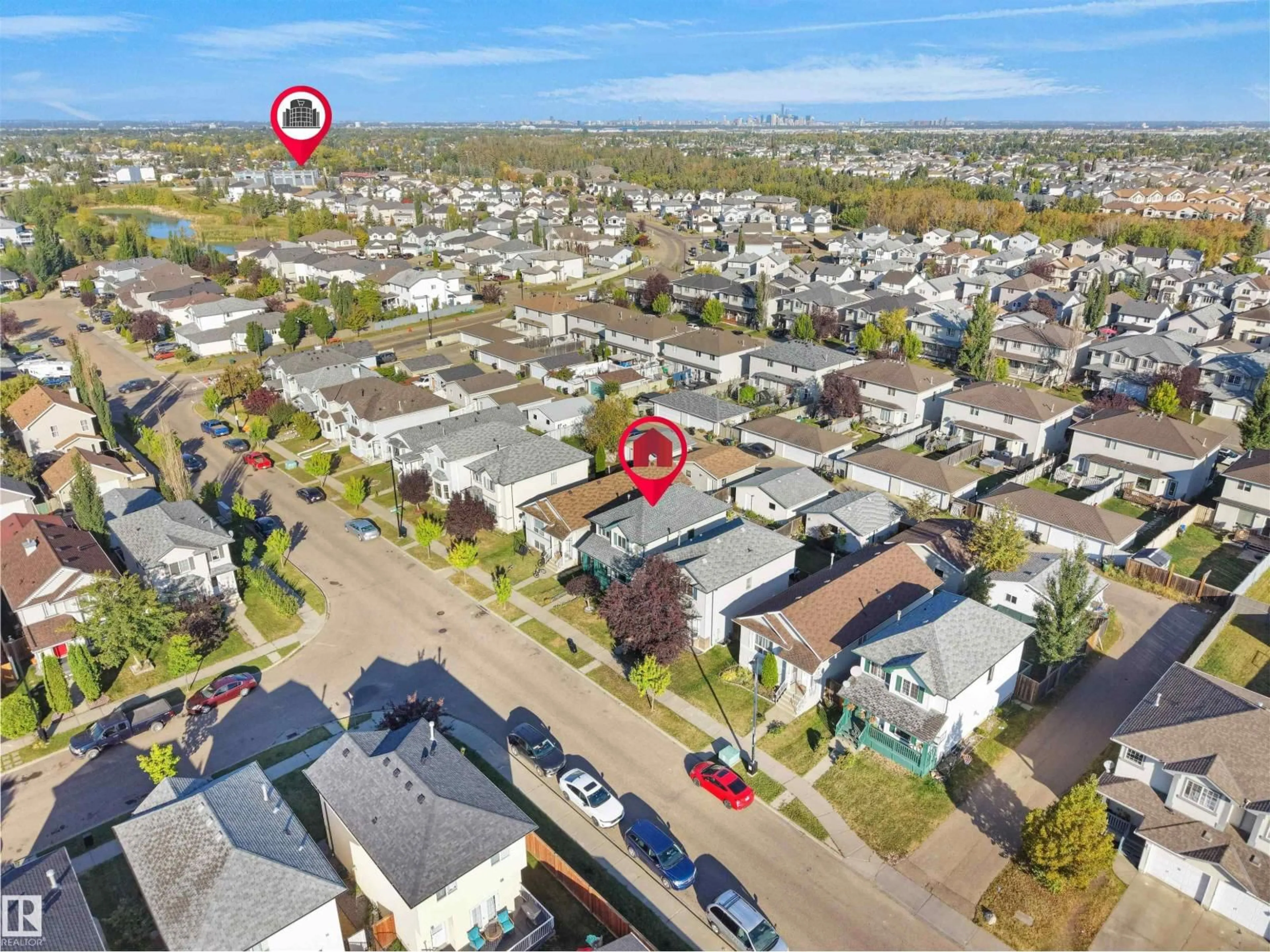 A pic from outside/outdoor area/front of a property/back of a property/a pic from drone, street for 3122 30 AV, Edmonton Alberta T6T1T9
