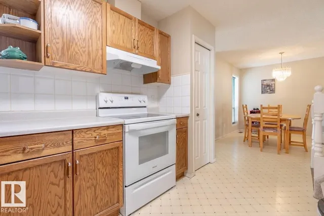 48 - 3311 58 ST NW, Edmonton 3