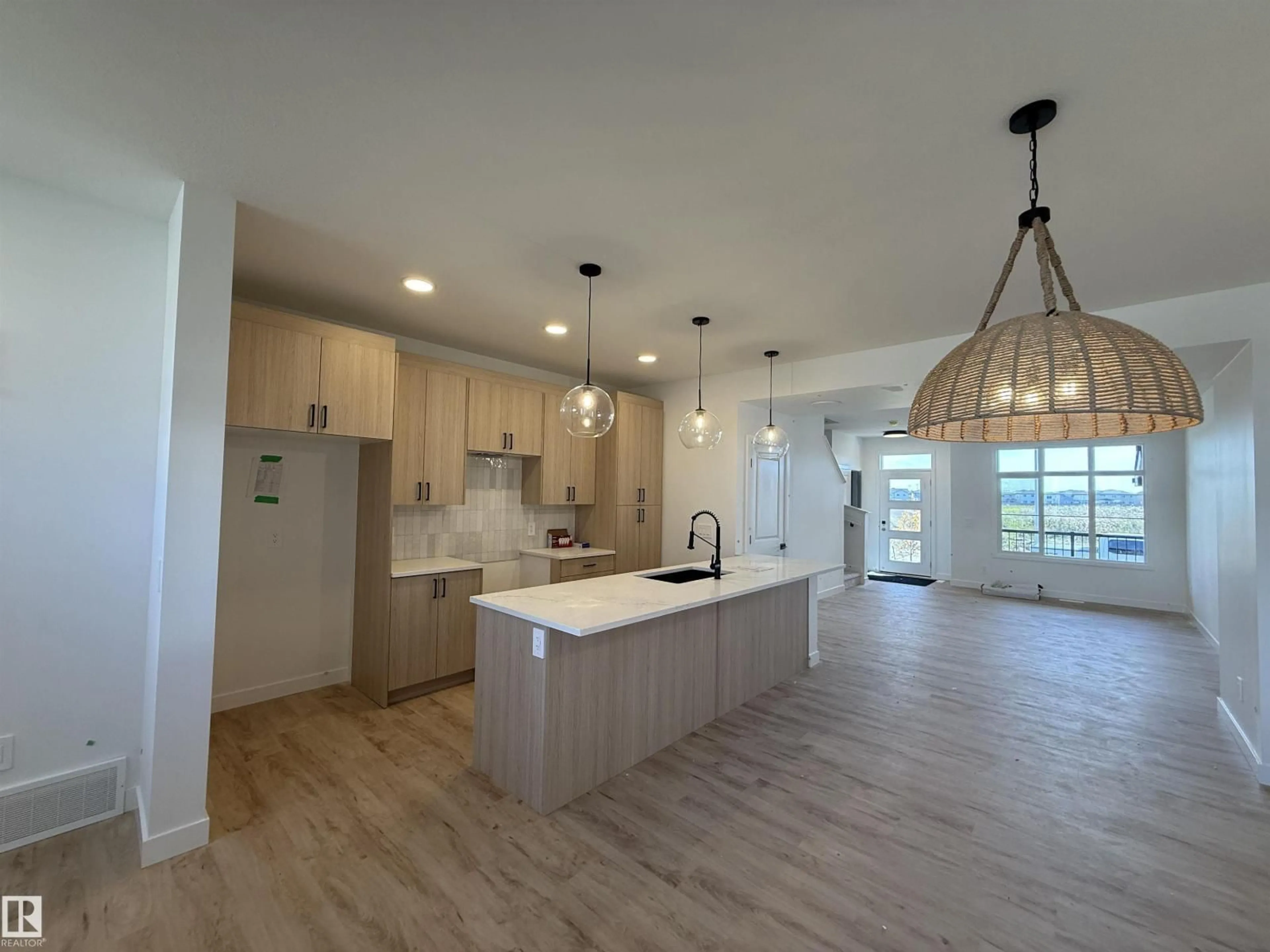 Open concept kitchen, unknown for 17 COBBLESTONE GA, Spruce Grove Alberta T7X4E4